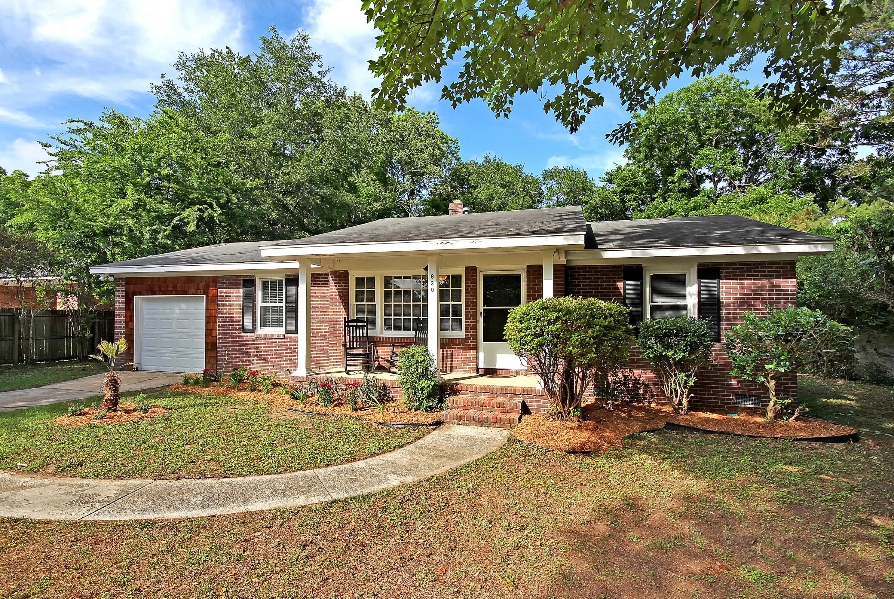 830 Dills Bluff Rd, Charleston SC  29412-4710 exterior