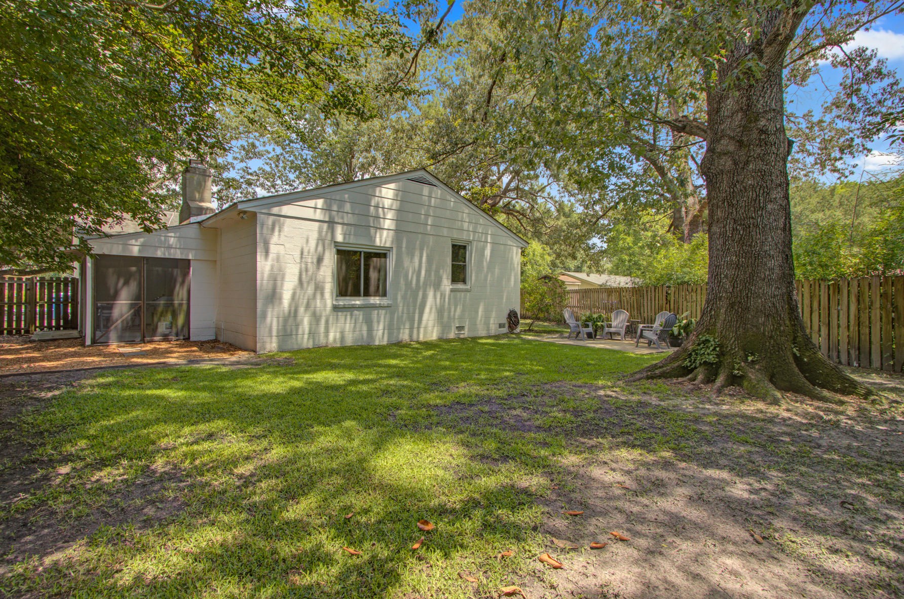 311 Mill Creek Dr, Charleston SC  29407 exterior