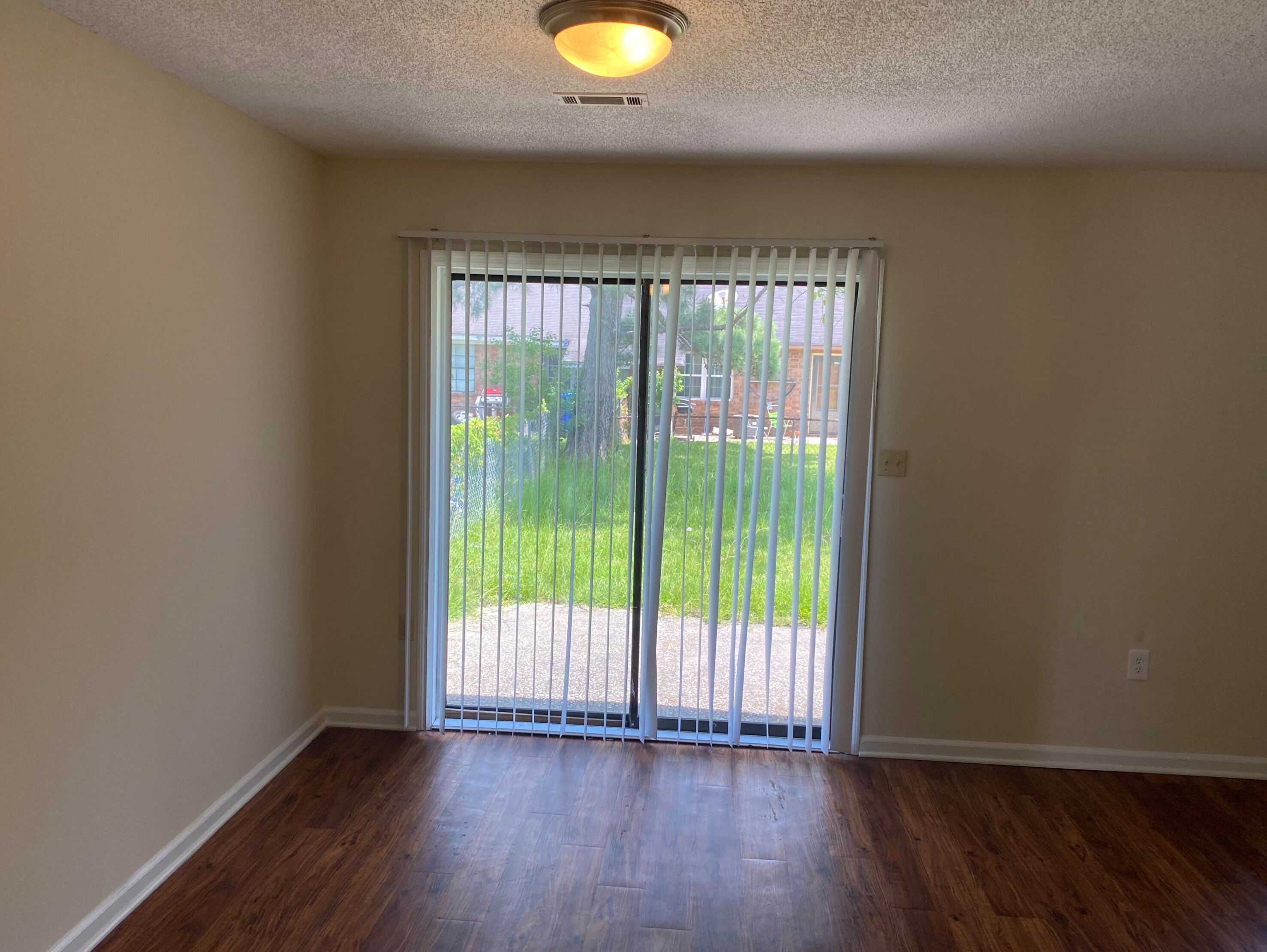 7772 Corley Dr, Charleston SC  29418-3119 exterior