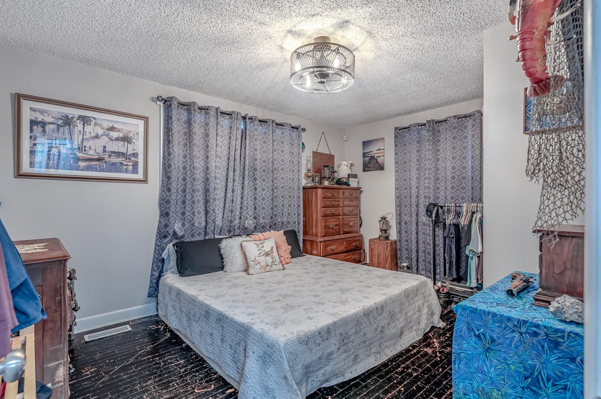 281 Embassy Dr, Summerville SC  29483-9209 exterior