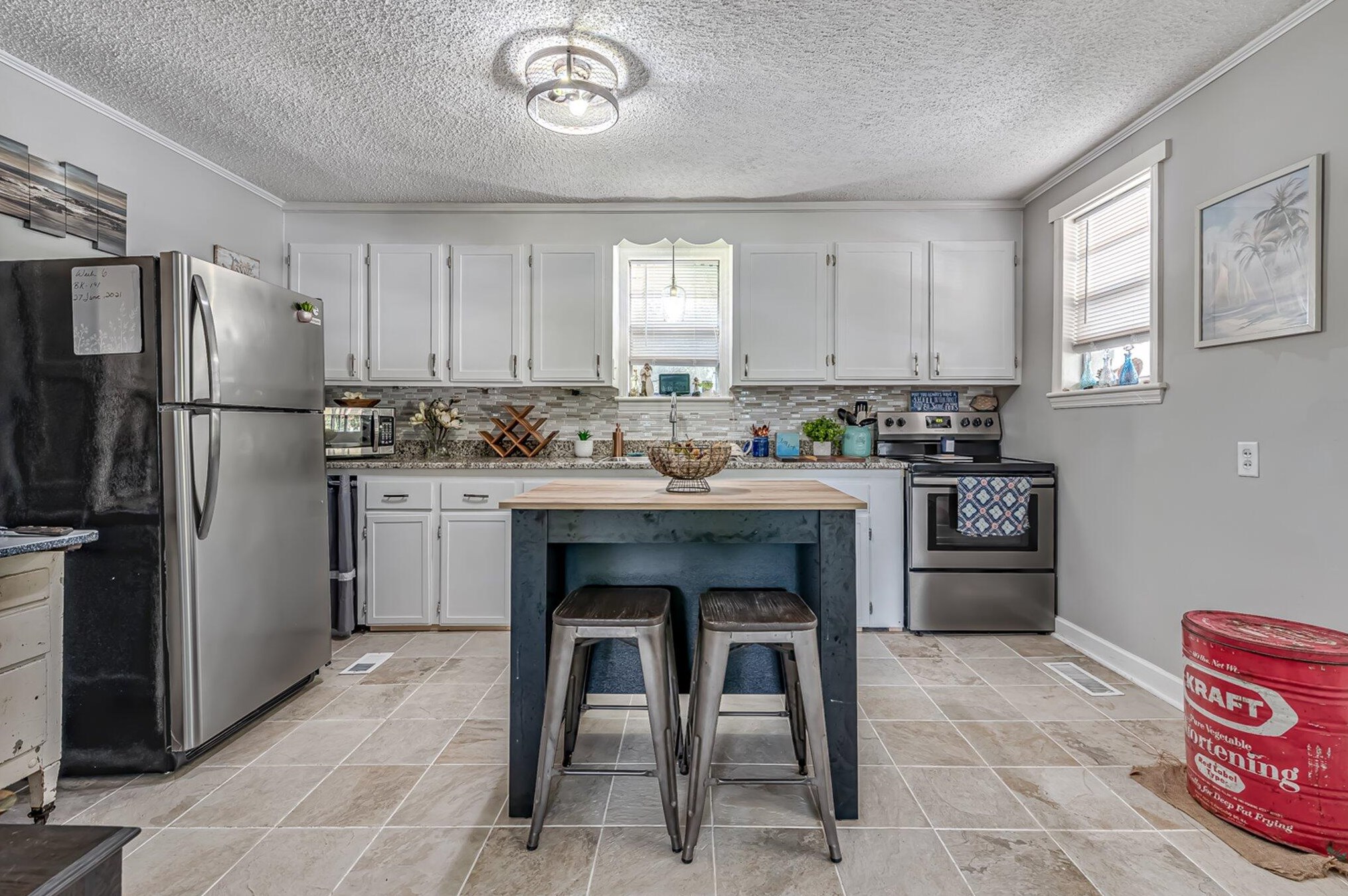 281 Embassy Dr, Summerville SC  29483-9209 exterior