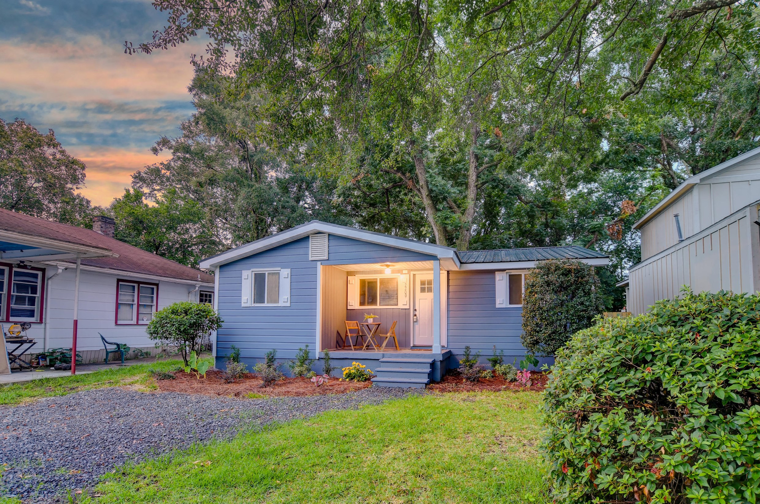 2209 Heriot St, Charleston SC  29403-3023 exterior