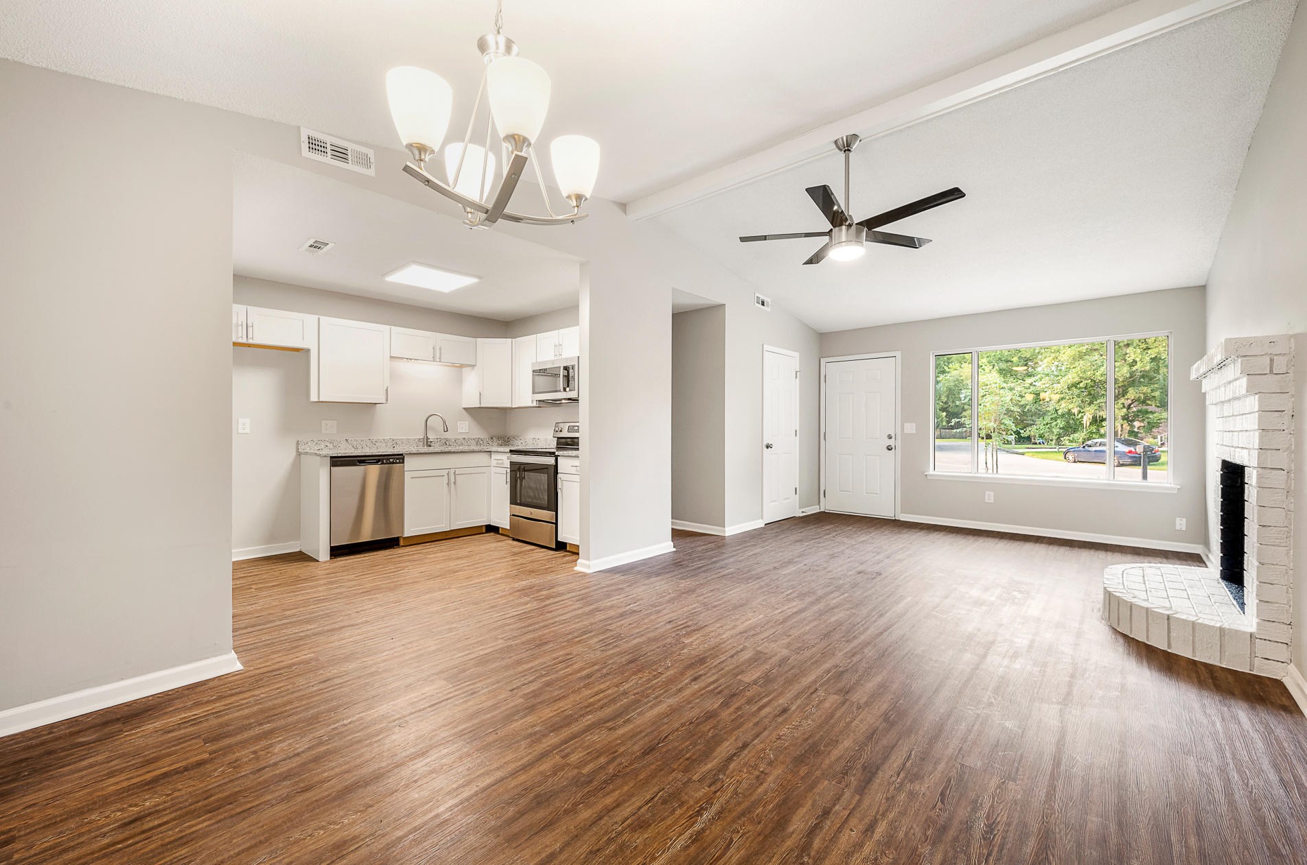 6 Cyprus Ct, Charleston SC  29445-4604 exterior