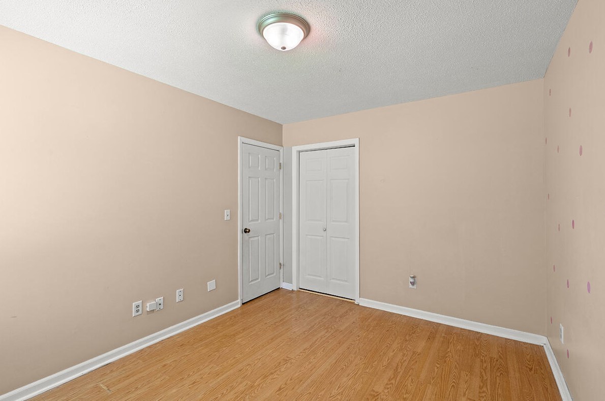 806 Beauregard Rd, Summerville SC  29483-1904 exterior