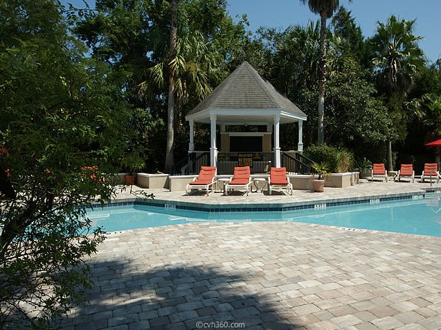 45 Sycamore Ave, Charleston SC  29407-6710 exterior