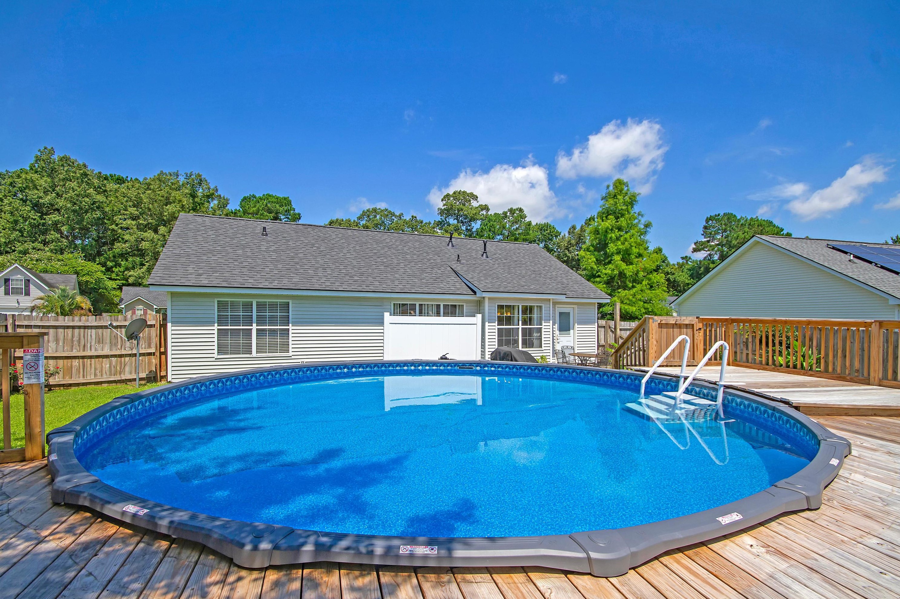 448 Cabrill Dr, Charleston SC  29414-9021 exterior