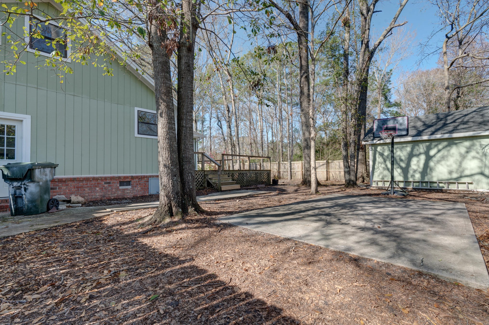 109 Southwold Cir, Charleston SC  29445-5315 exterior