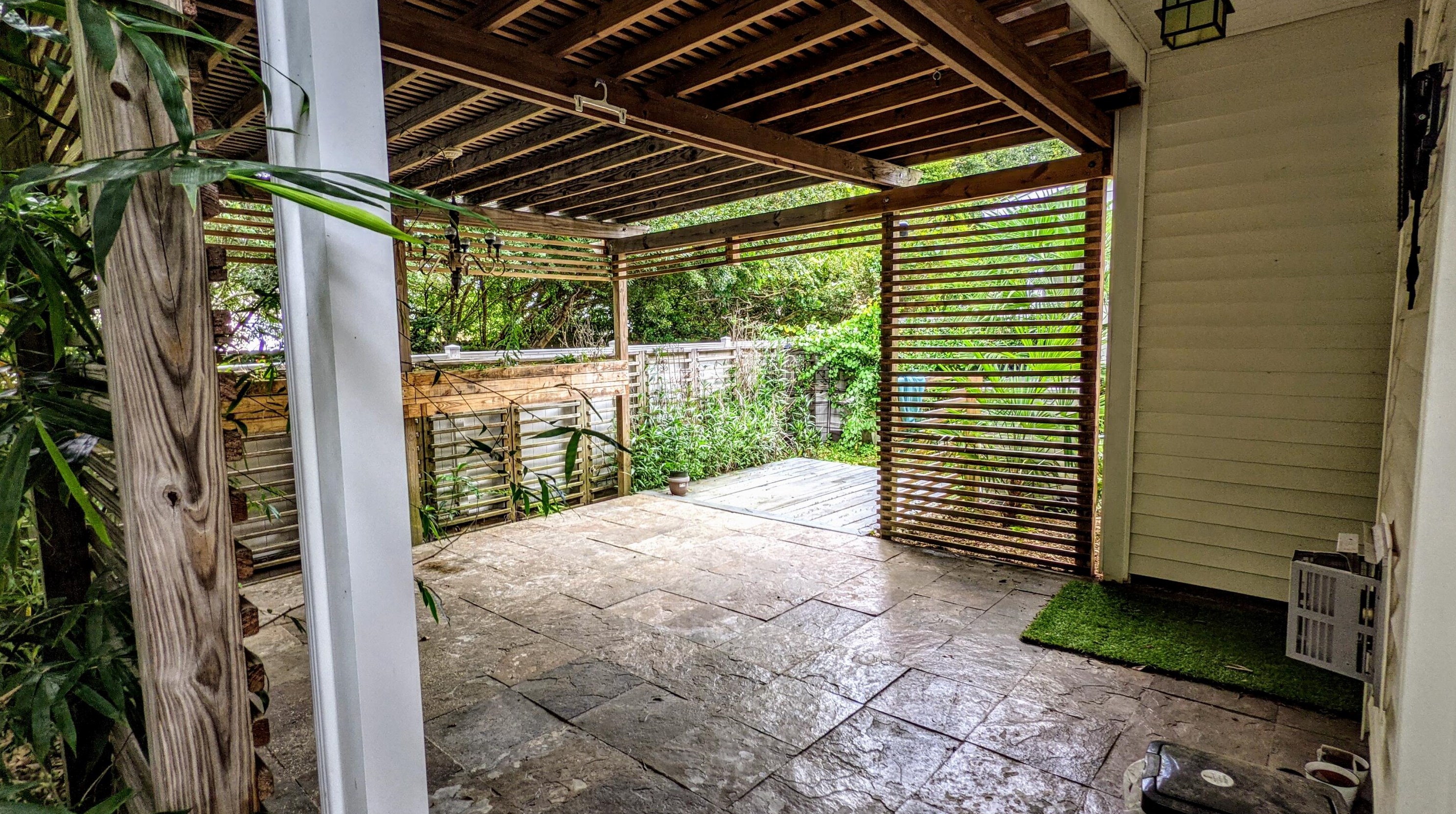 135 Dorothy Dr, Charleston SC  29414-9198 exterior
