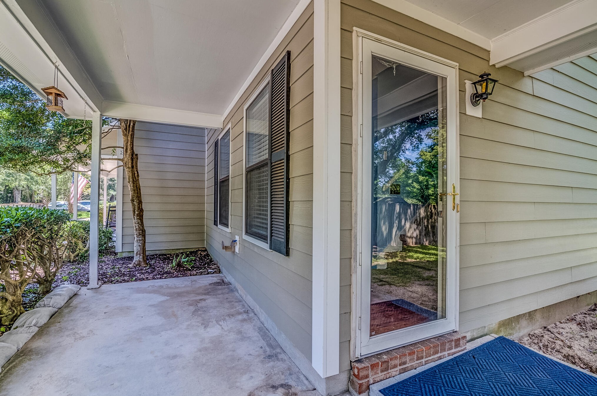 913 Dills Bluff Rd, Charleston SC  29412-5319 exterior