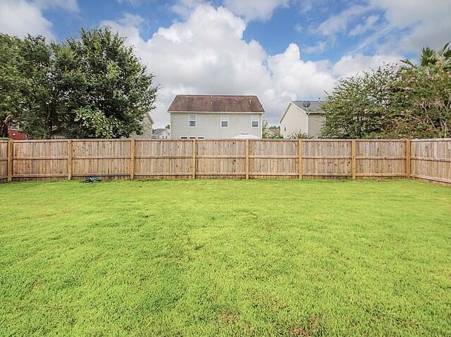 305 Albrighton Way, Moncks Corner SC  29461-8859 exterior