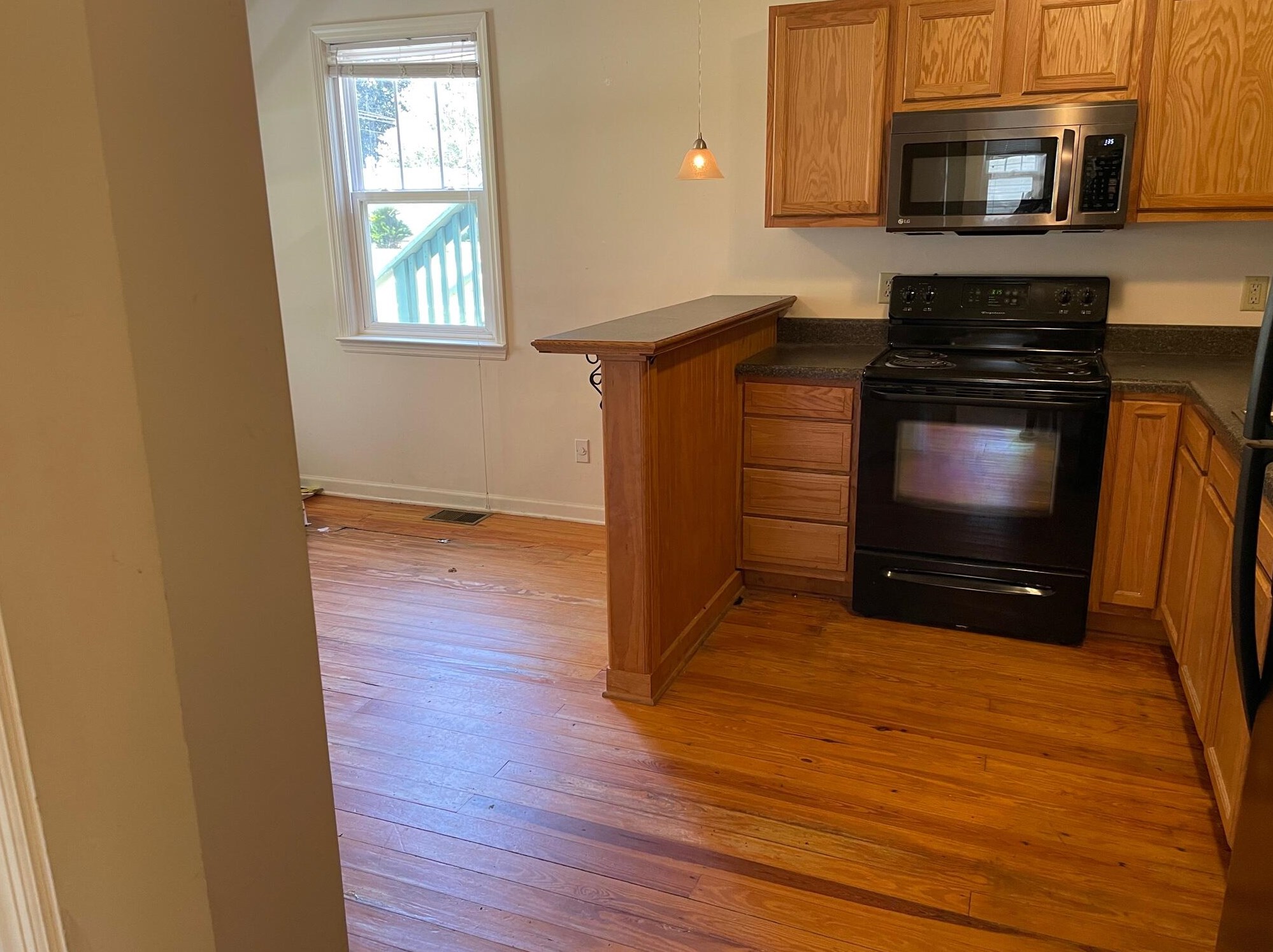 64 Avondale Ave, Charleston SC  29407-7258 exterior