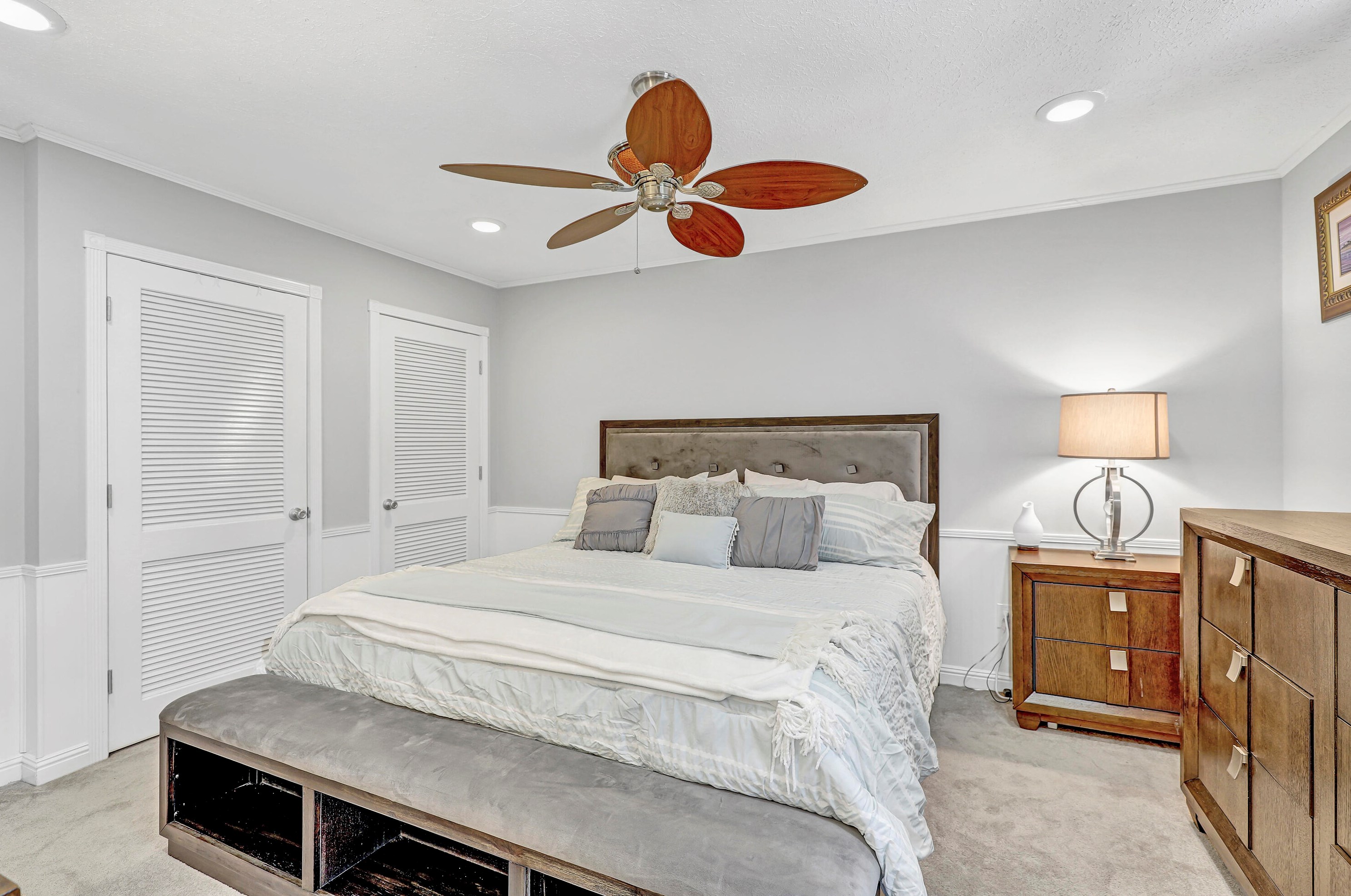 649 Harbor View Rd, Charleston SC  29412-5002 exterior