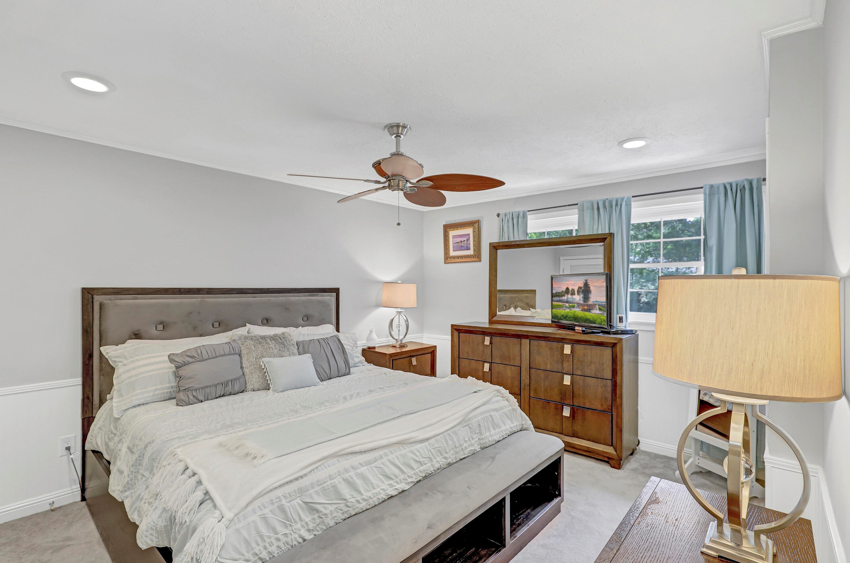 649 Harbor View Rd, Charleston SC  29412-5002 exterior