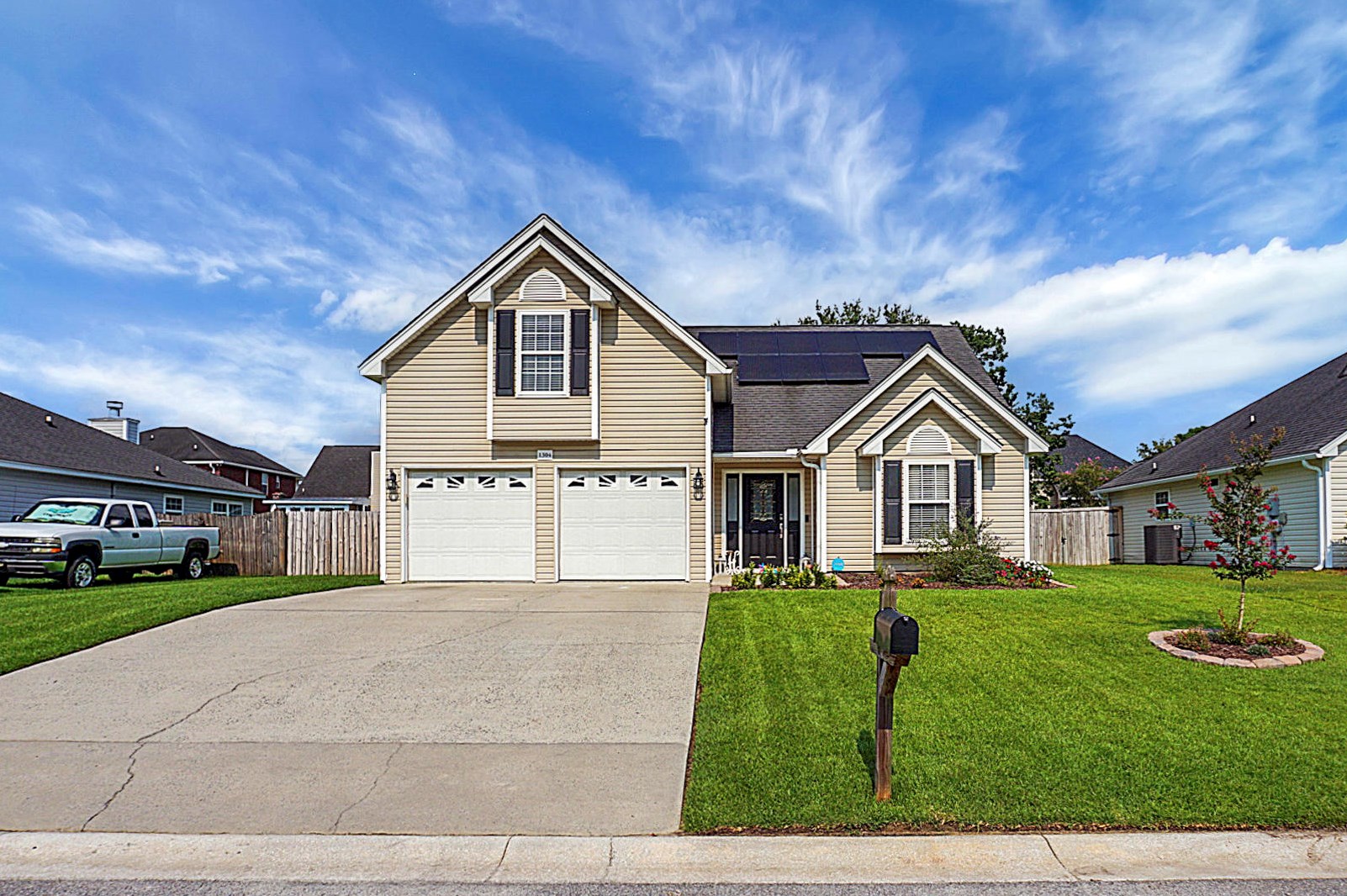 1304 Belle Grove Cir, Charleston SC  29410-8570 exterior