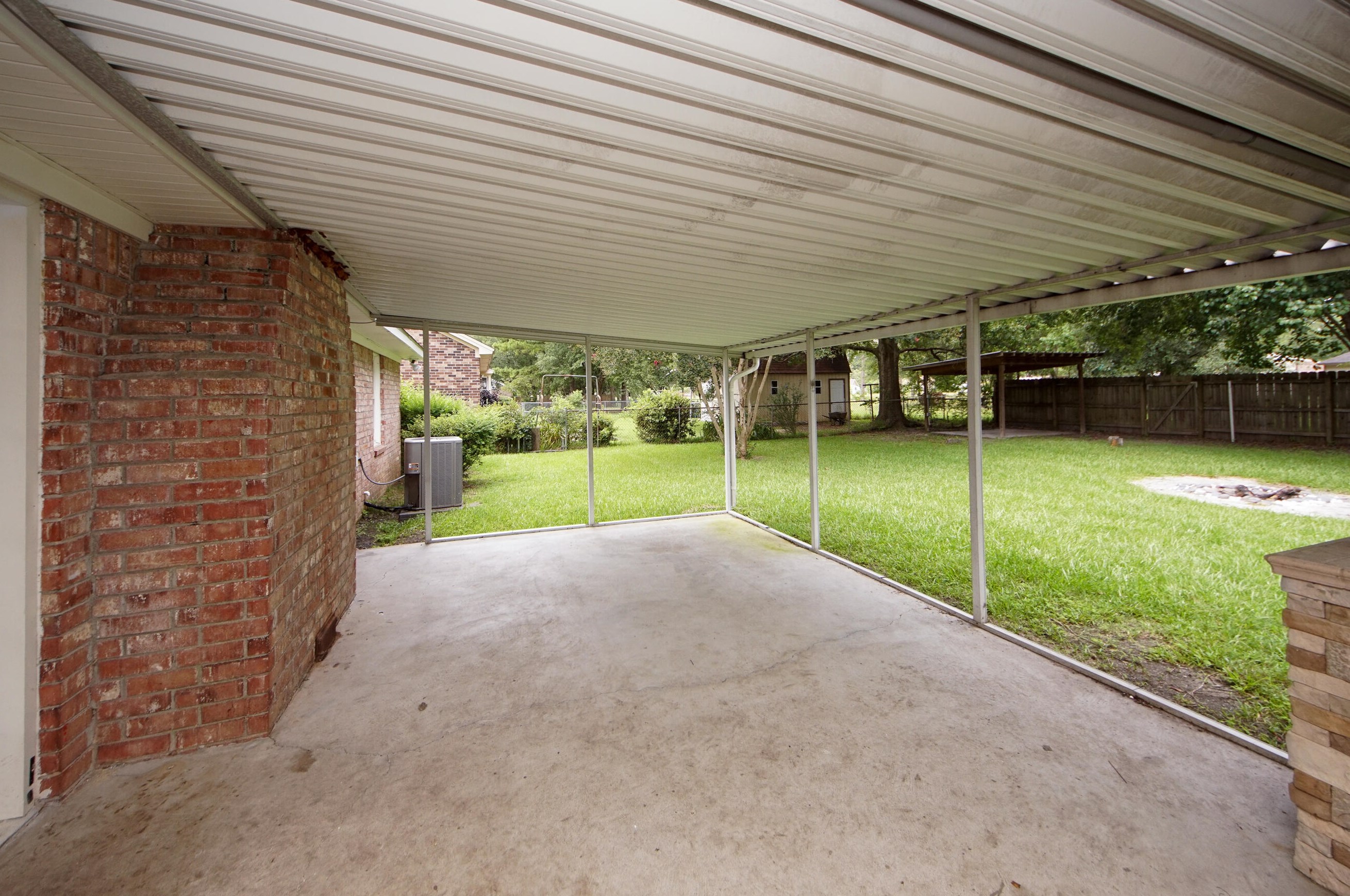 506 Longleaf Rd, Summerville SC  29483-2067 exterior