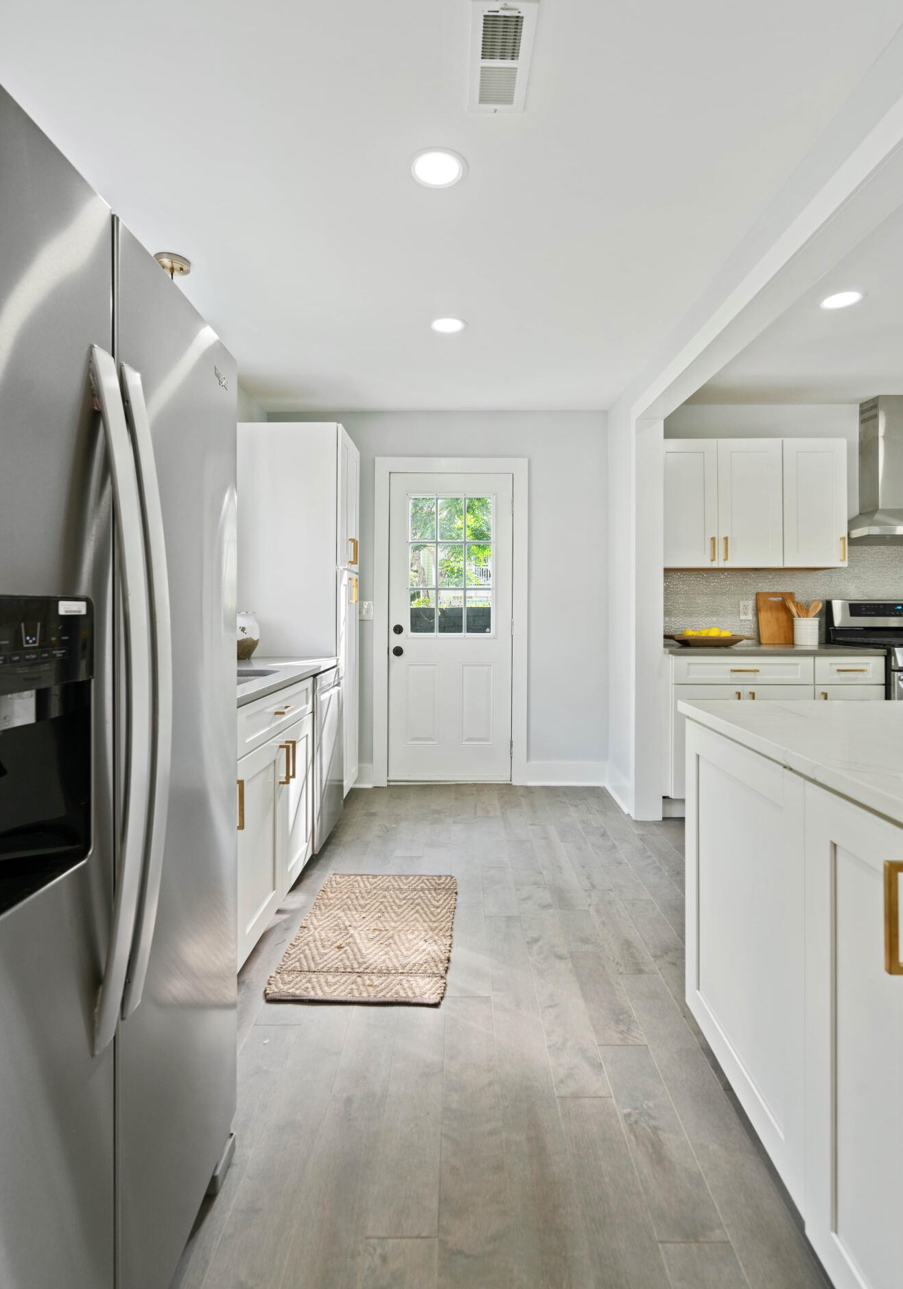 10 Rosemont St, Charleston SC  29403-5207 exterior
