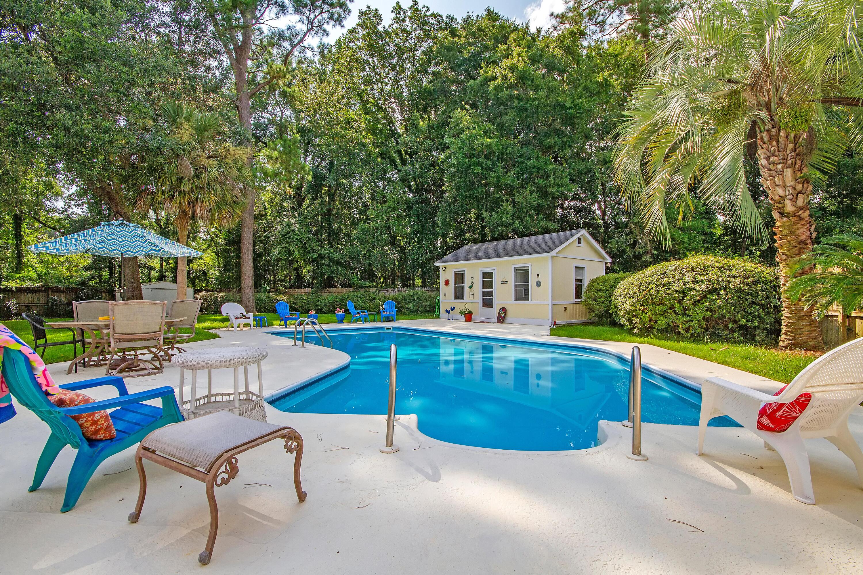 110 Ayers Cir Summerville Sc 29485 Mls 21020777 Coldwell Banker