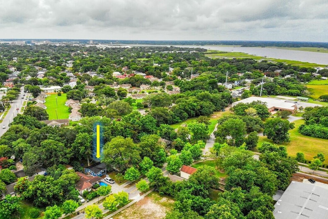2209 Heriot St, Charleston SC  29403-3023 exterior