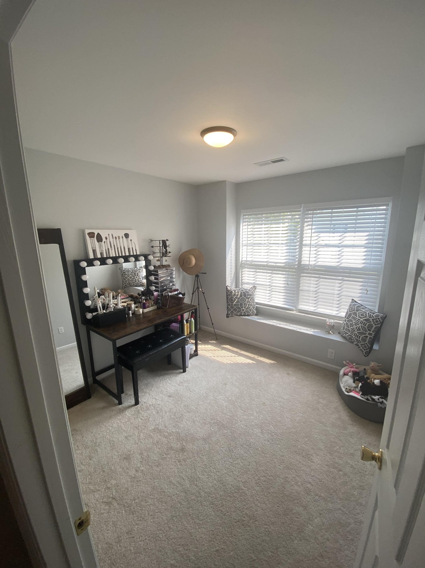 539 Tayrn Dr, Charleston SC  29492-8238 exterior