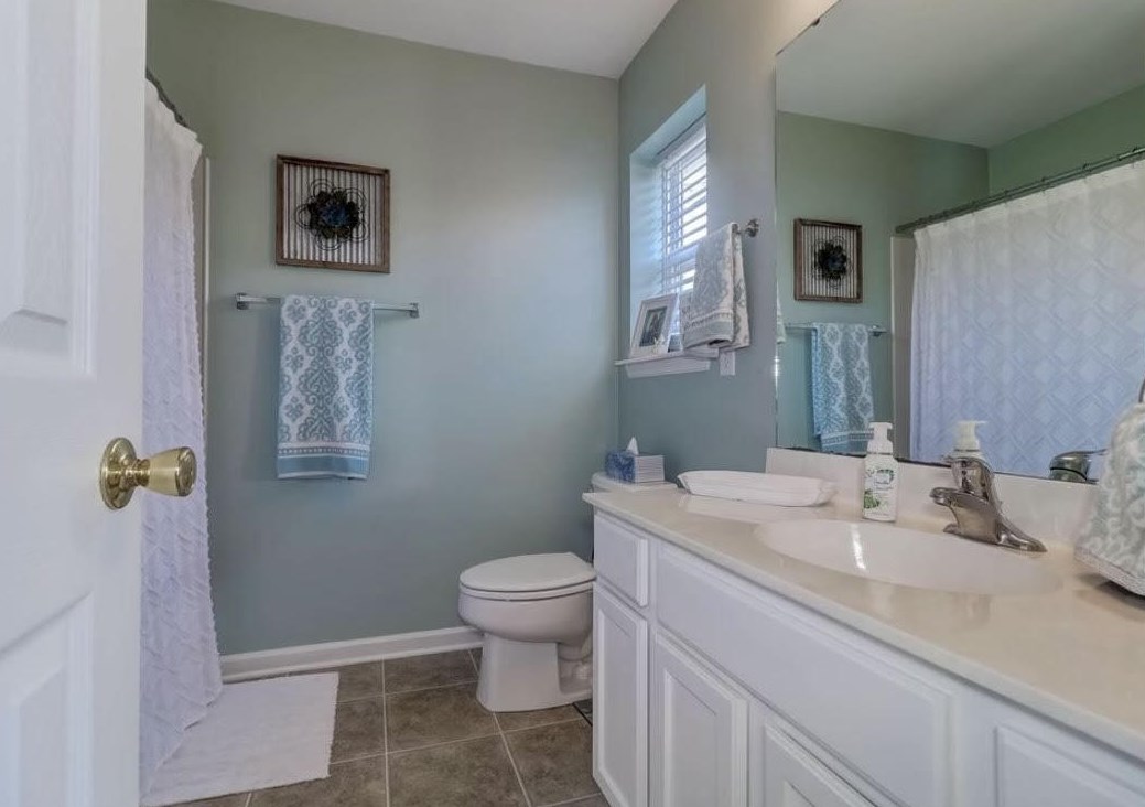 539 Tayrn Dr, Charleston SC  29492-8238 exterior