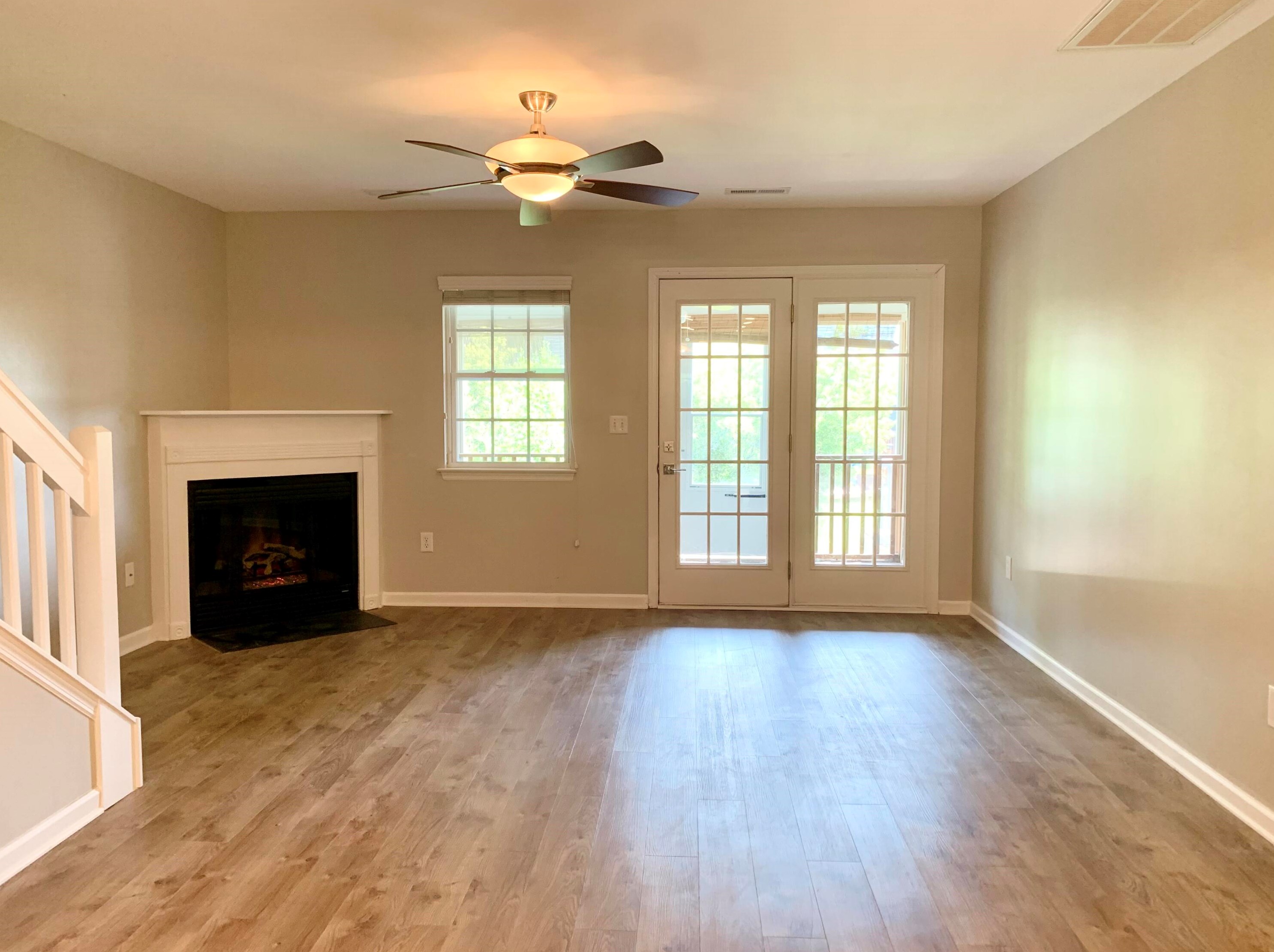 318 Kelsey Blvd, Charleston SC  29492-8343 exterior