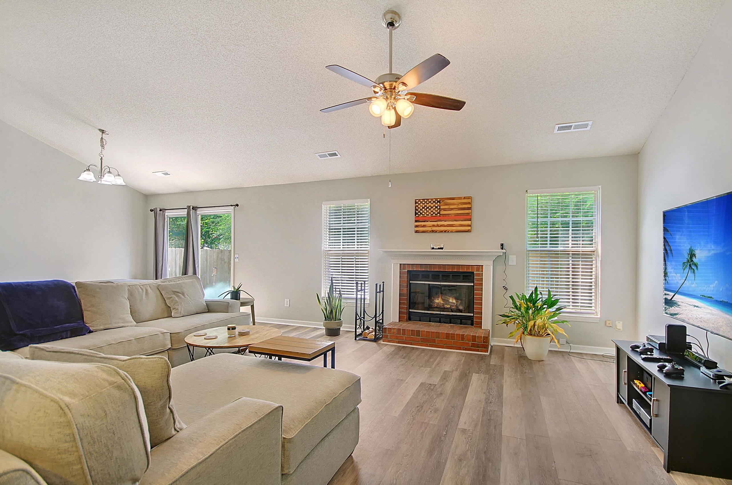 158 Danzid Dr, Summerville SC  29483-9283 exterior