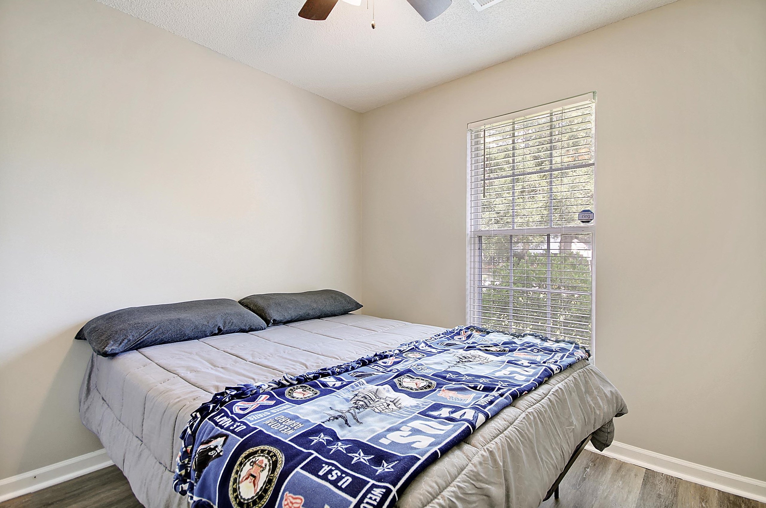 158 Danzid Dr, Summerville SC  29483-9283 exterior