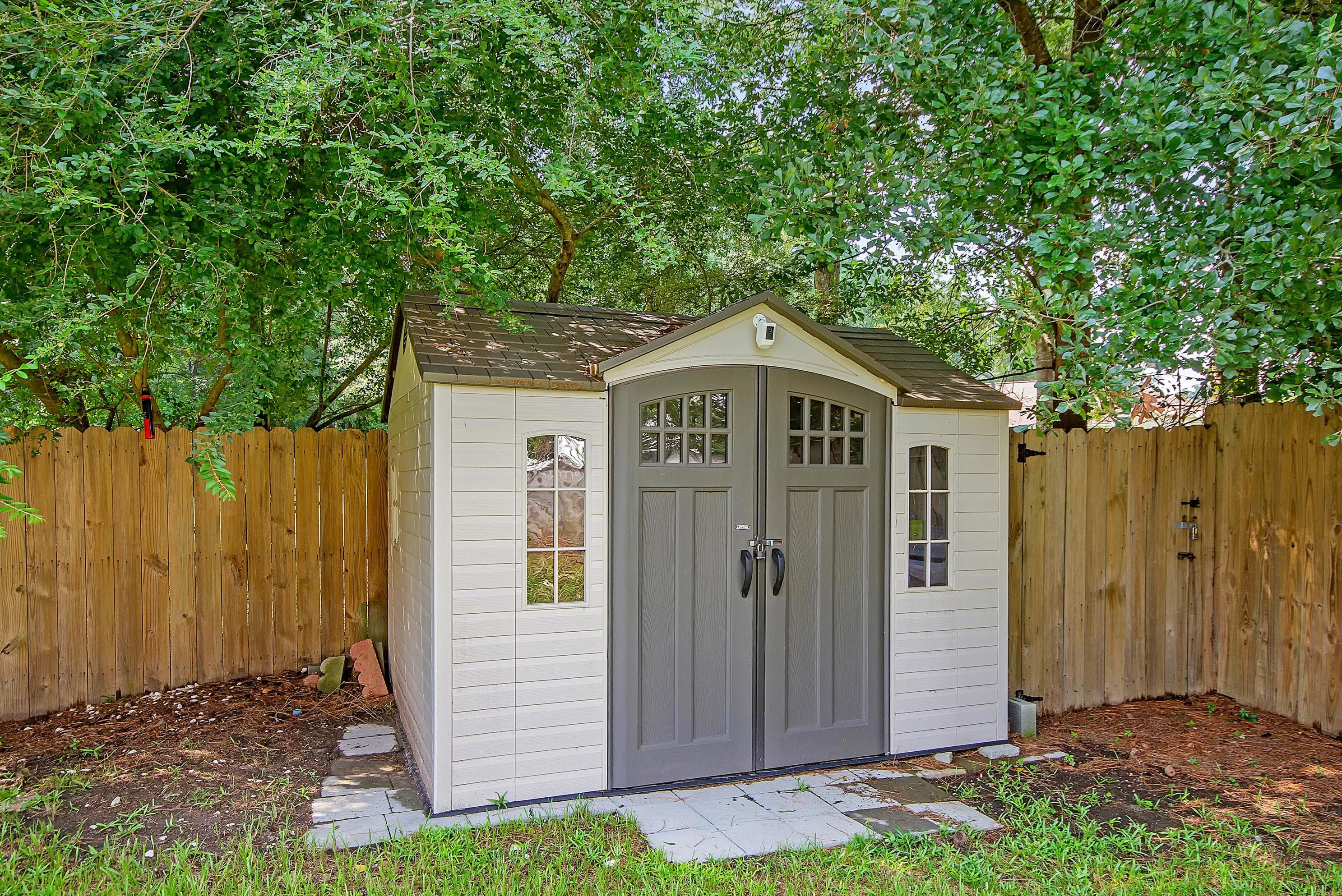 158 Danzid Dr, Summerville SC  29483-9283 exterior