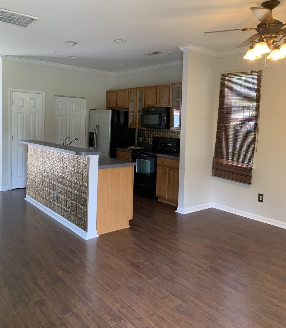 8983 Planters Row Ln, Summerville SC  29485-8968 exterior
