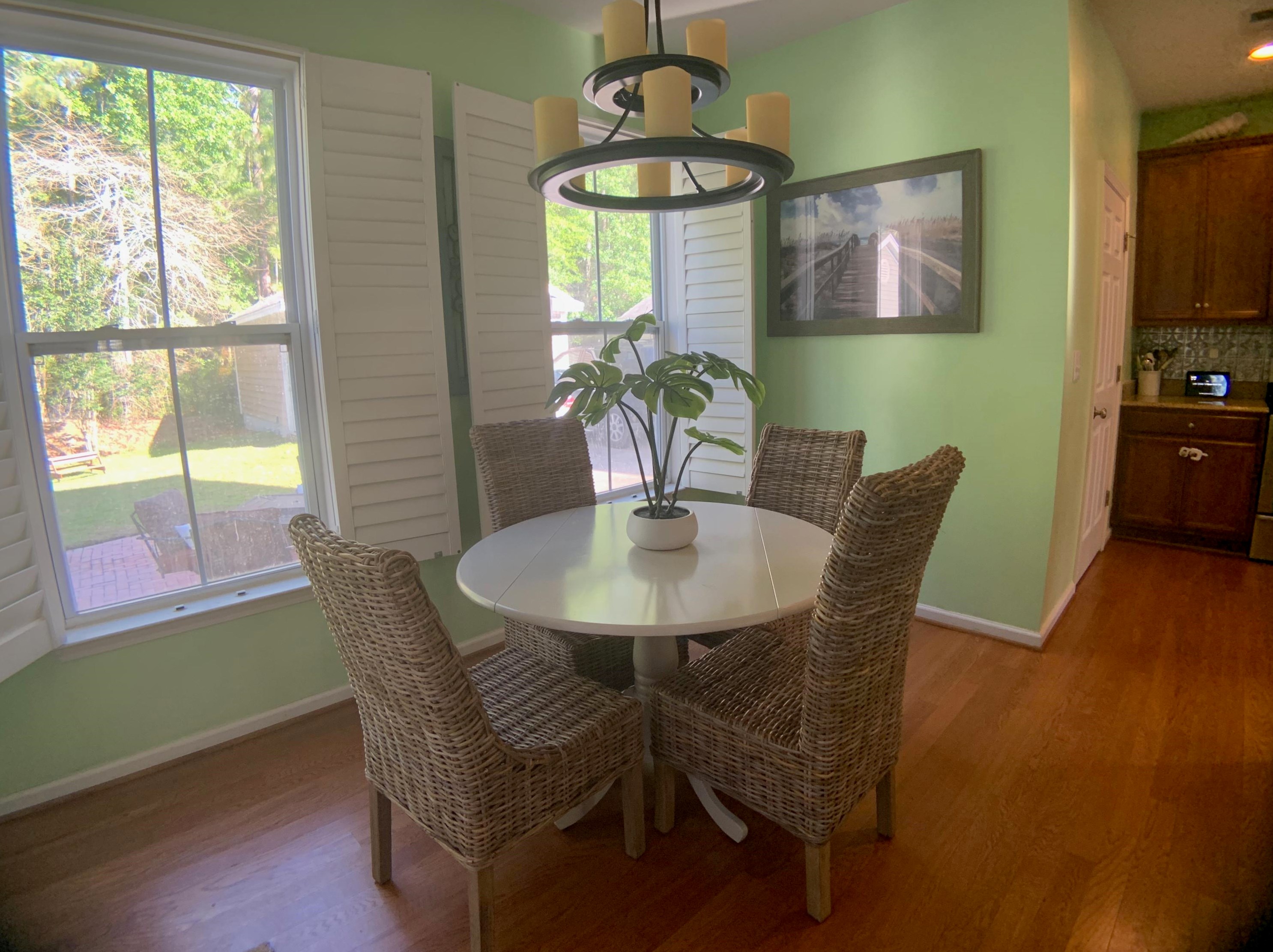 576 Delafield Dr, Summerville SC  29483-7069 exterior