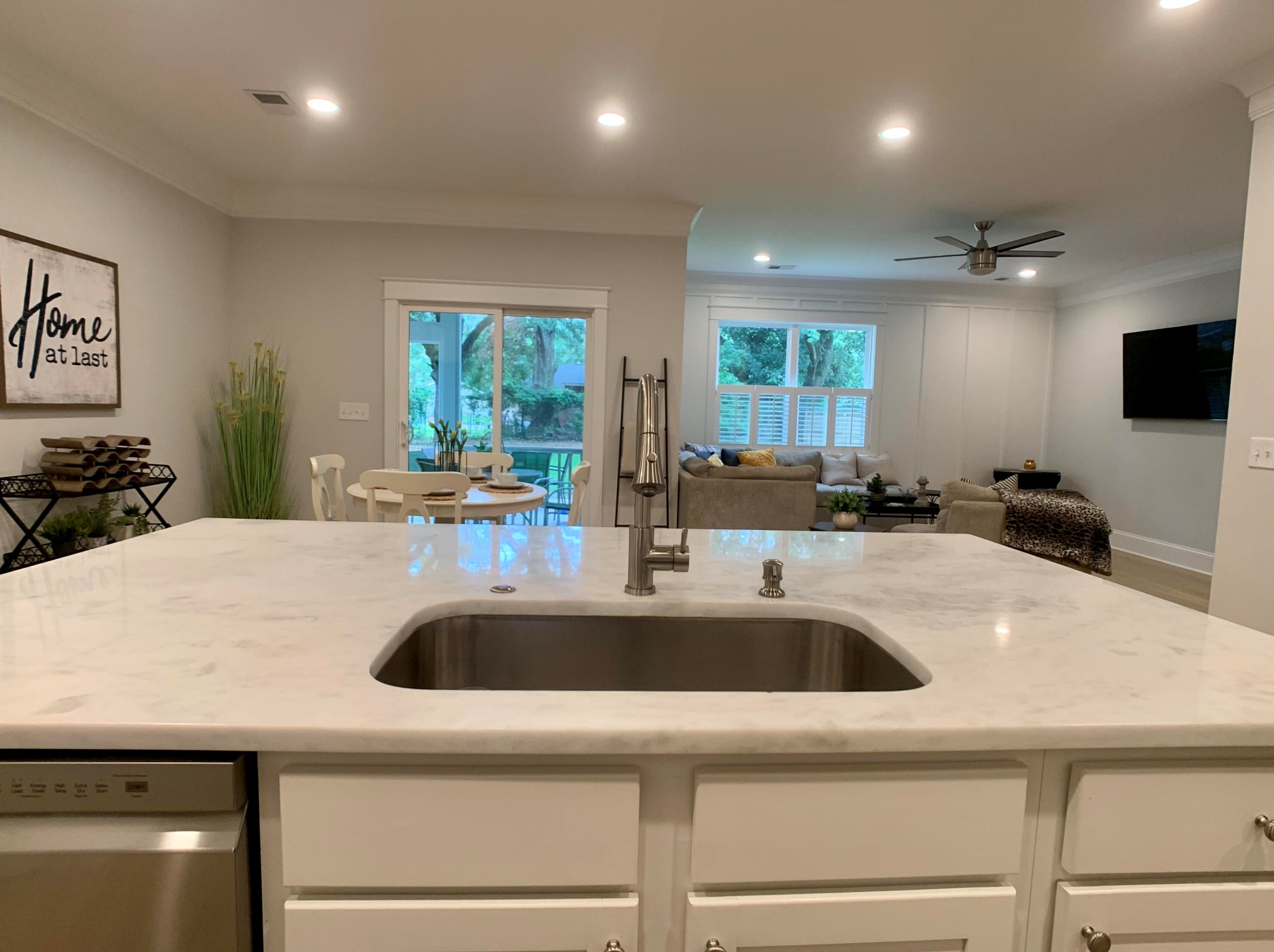 6915 Orvin St, Charleston SC  29406-4510 exterior