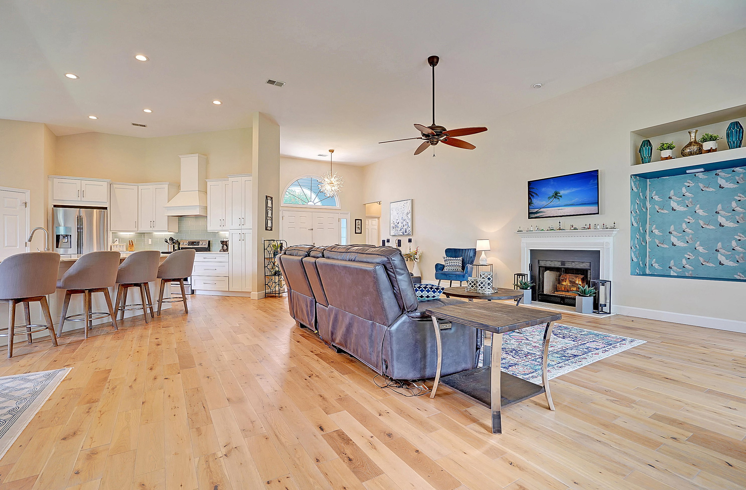 1869 Palmetto Isle Dr, Mount Pleasant SC  29466-8773 exterior