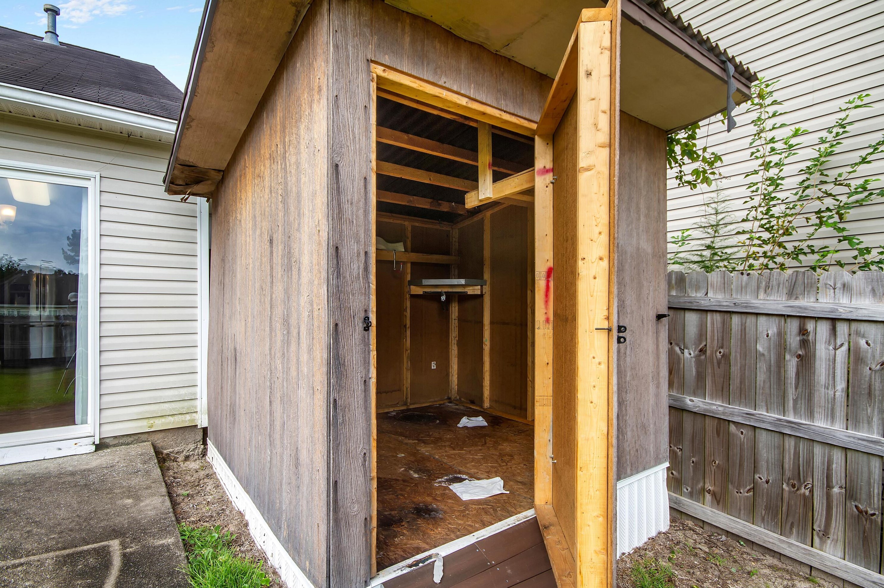 104 Purple Martin Trl, Summerville SC  29485-3300 exterior