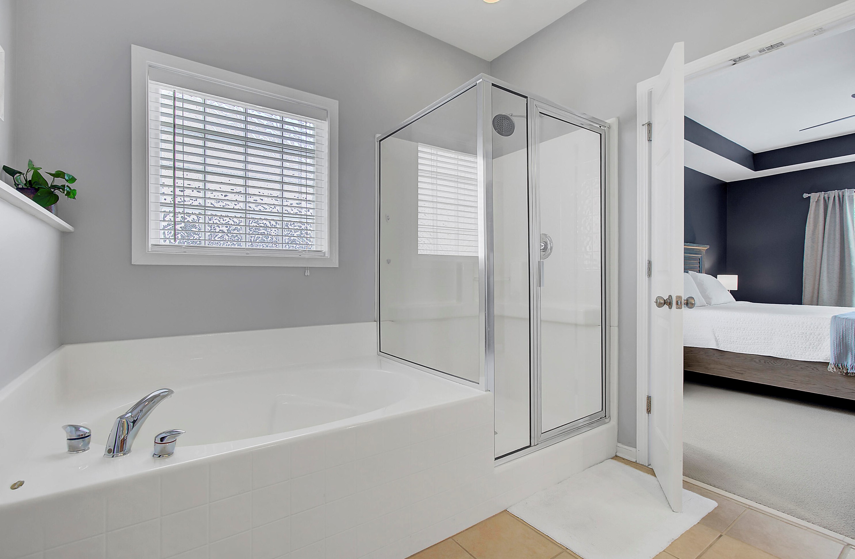 7506 Hawks Cir, Charleston SC  29410-8248 exterior