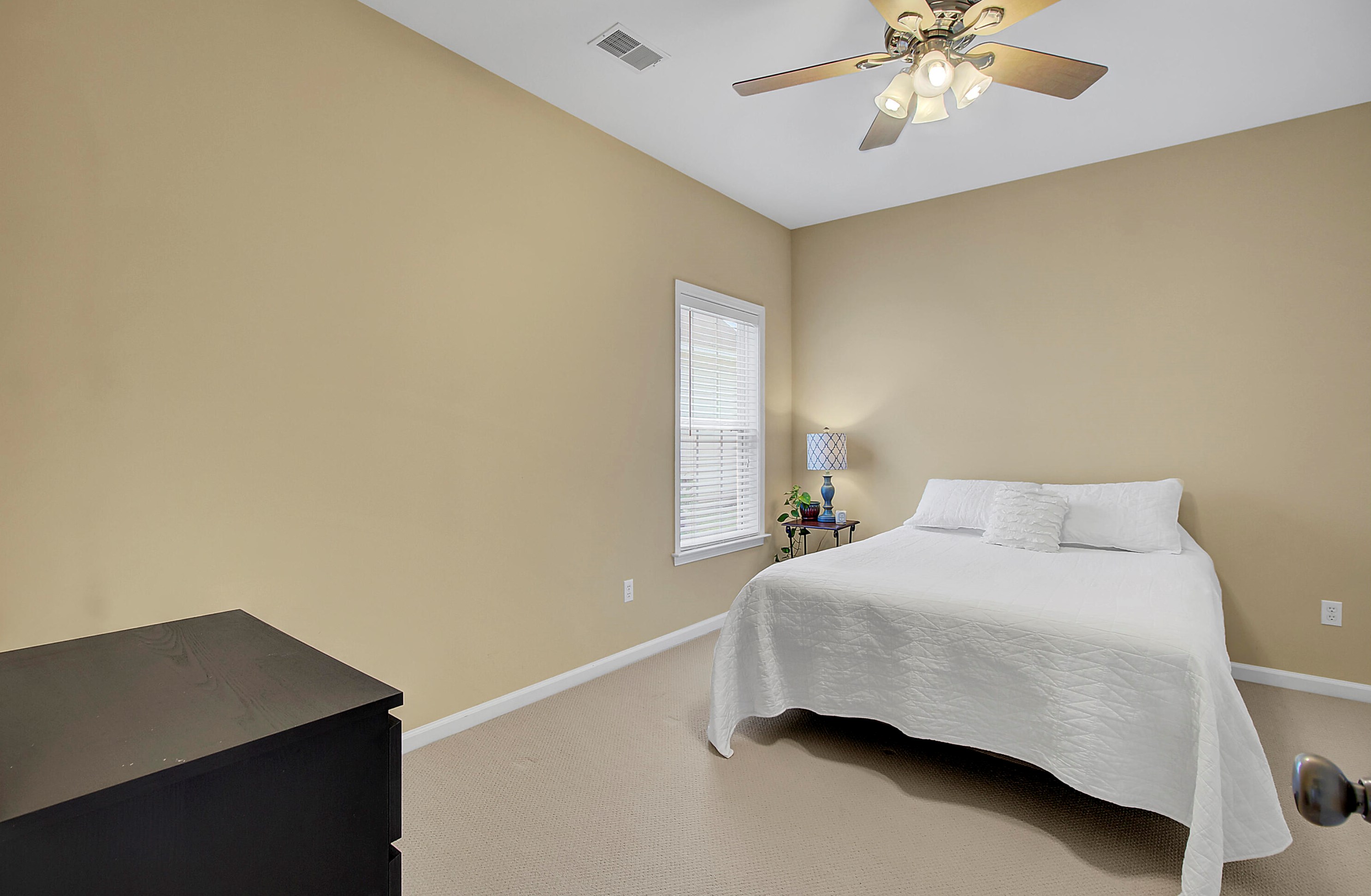 7506 Hawks Cir, Charleston SC  29410-8248 exterior