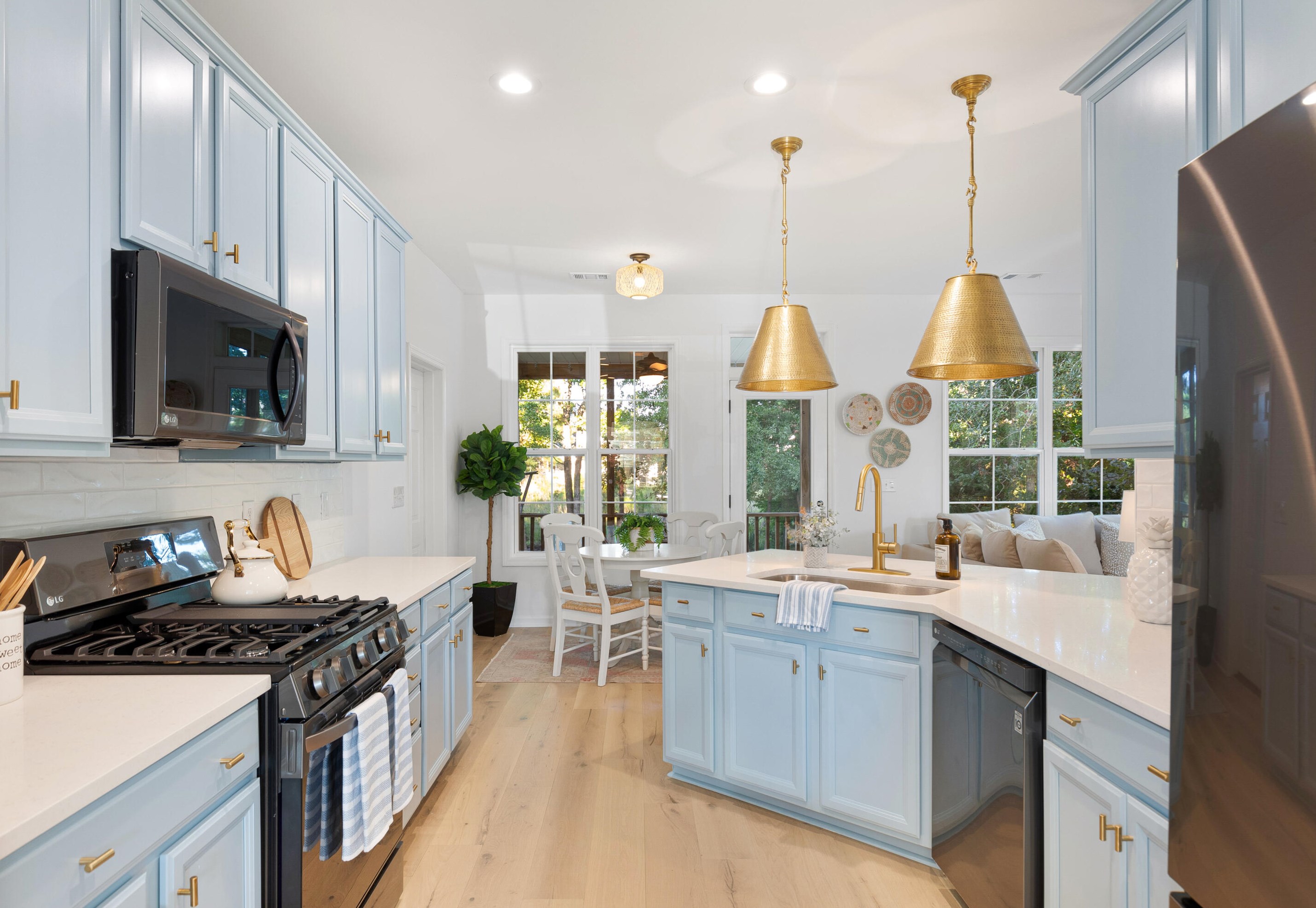 2290 Sandy Point Ln, Mount Pleasant SC  29466-8933 exterior