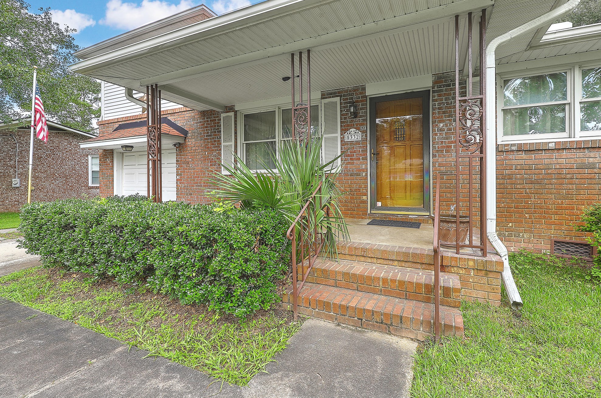 5332 Parkside Dr, Charleston SC  29405-4106 exterior