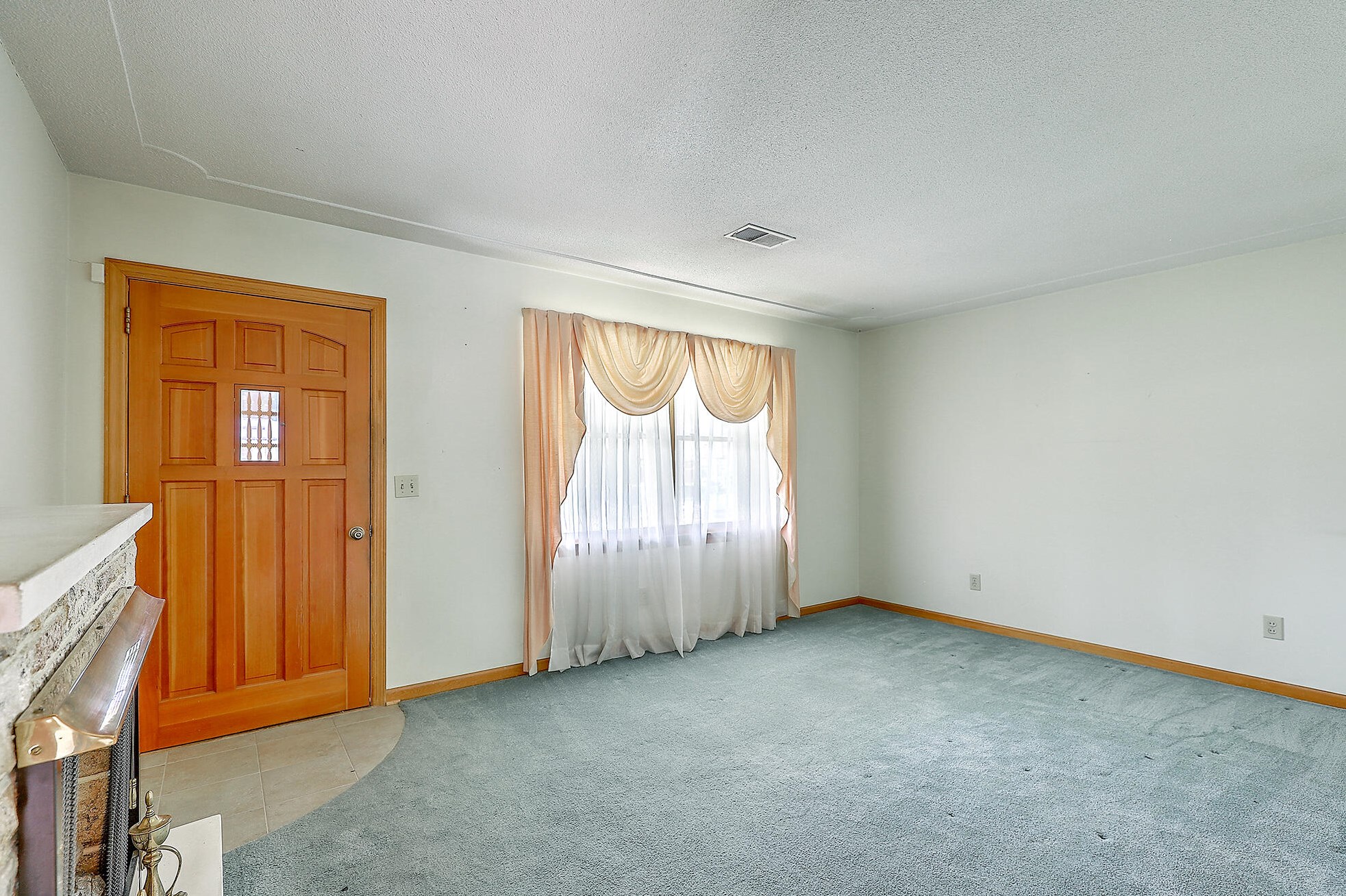 5332 Parkside Dr, Charleston SC  29405-4106 exterior