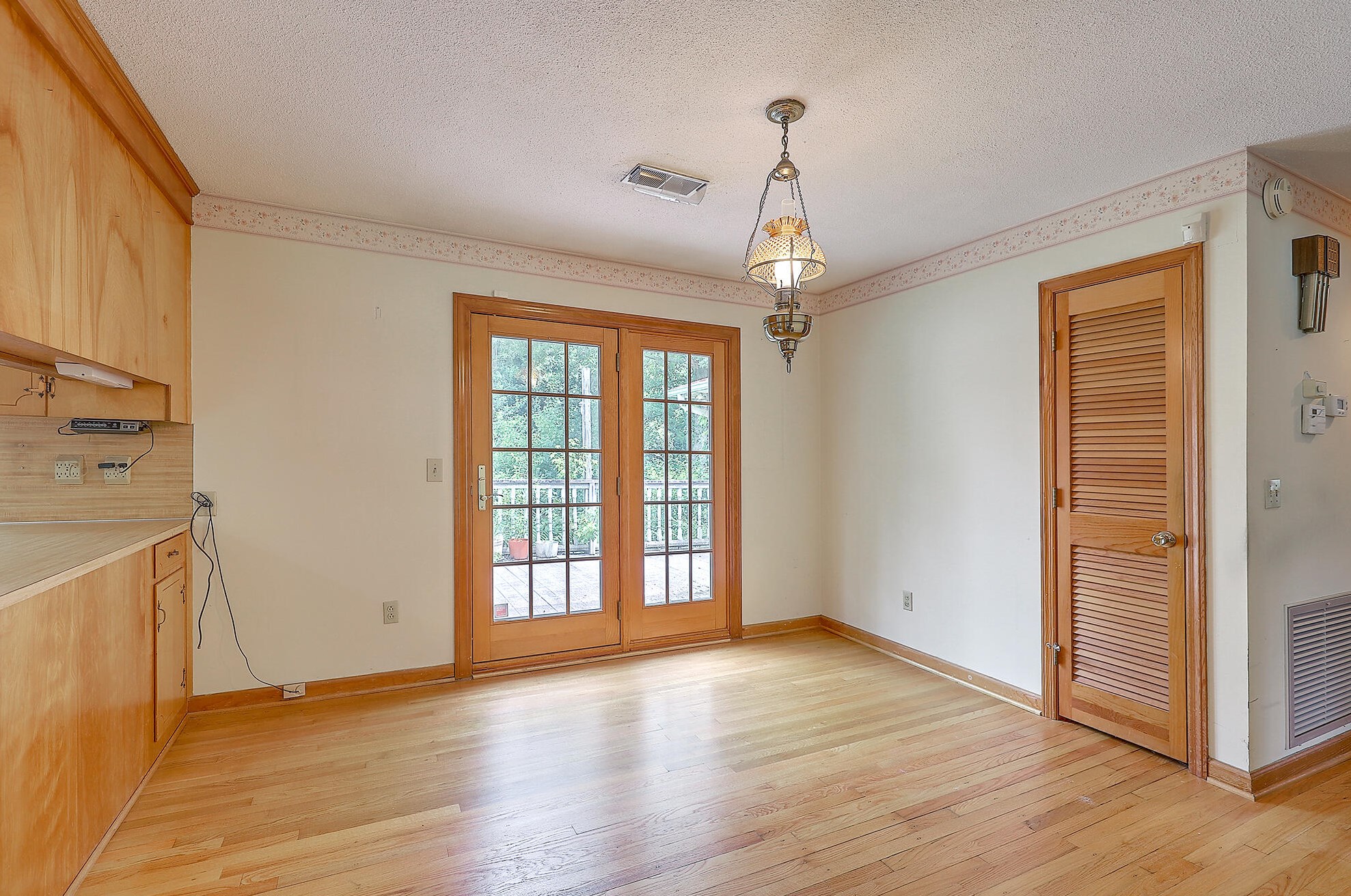 5332 Parkside Dr, Charleston SC  29405-4106 exterior