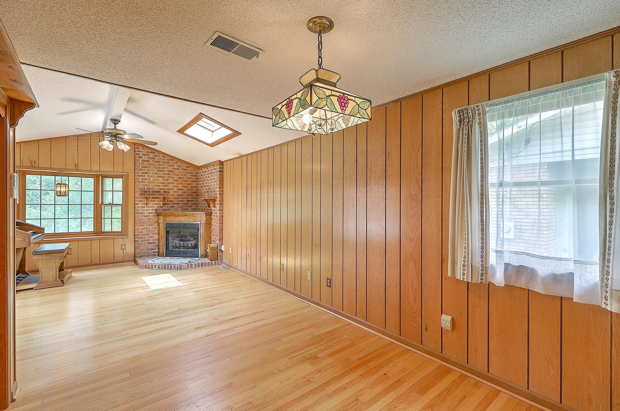 5332 Parkside Dr, Charleston SC  29405-4106 exterior