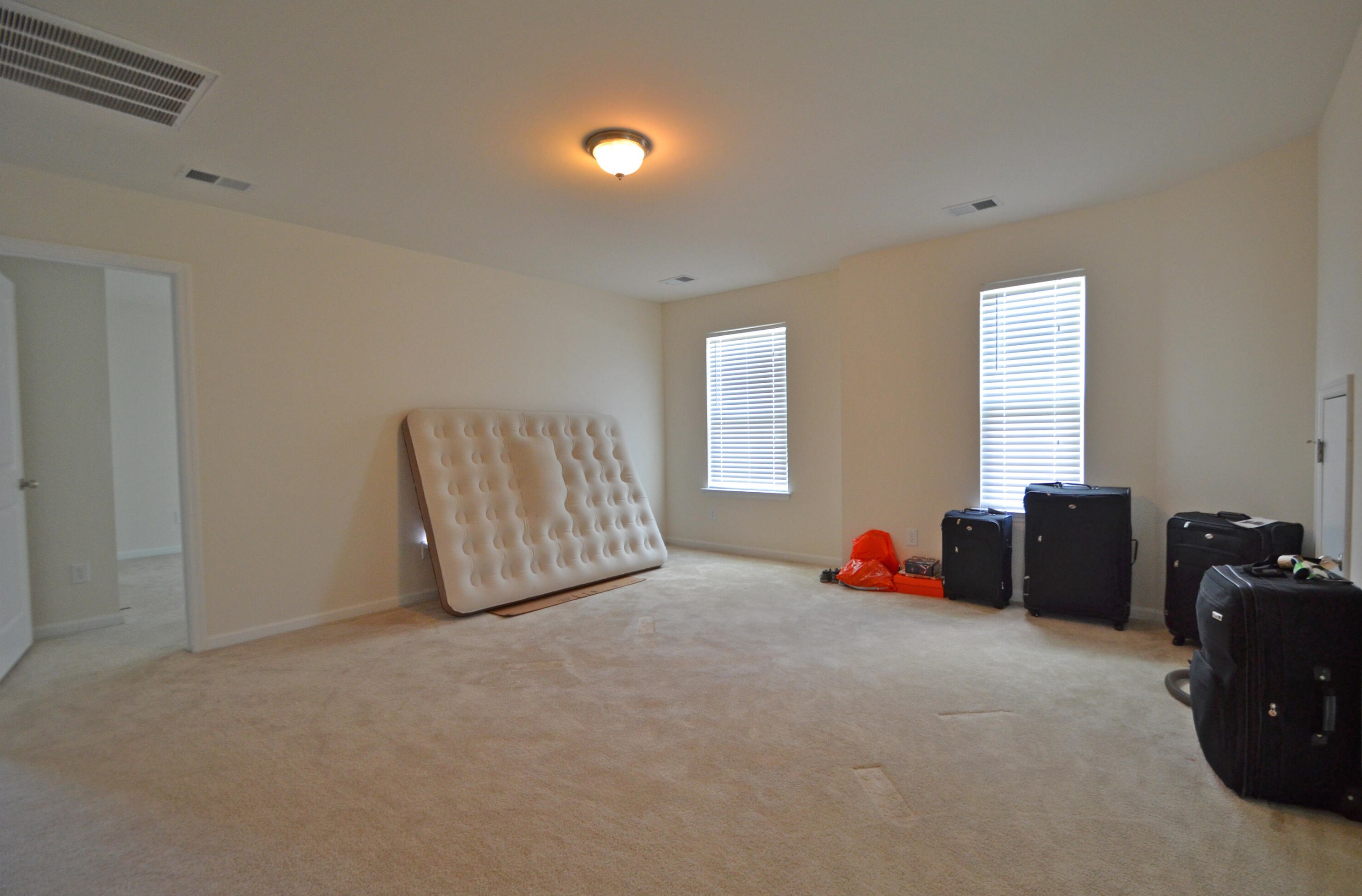 7827 Expedition Dr, Charleston SC  29420-9013 exterior