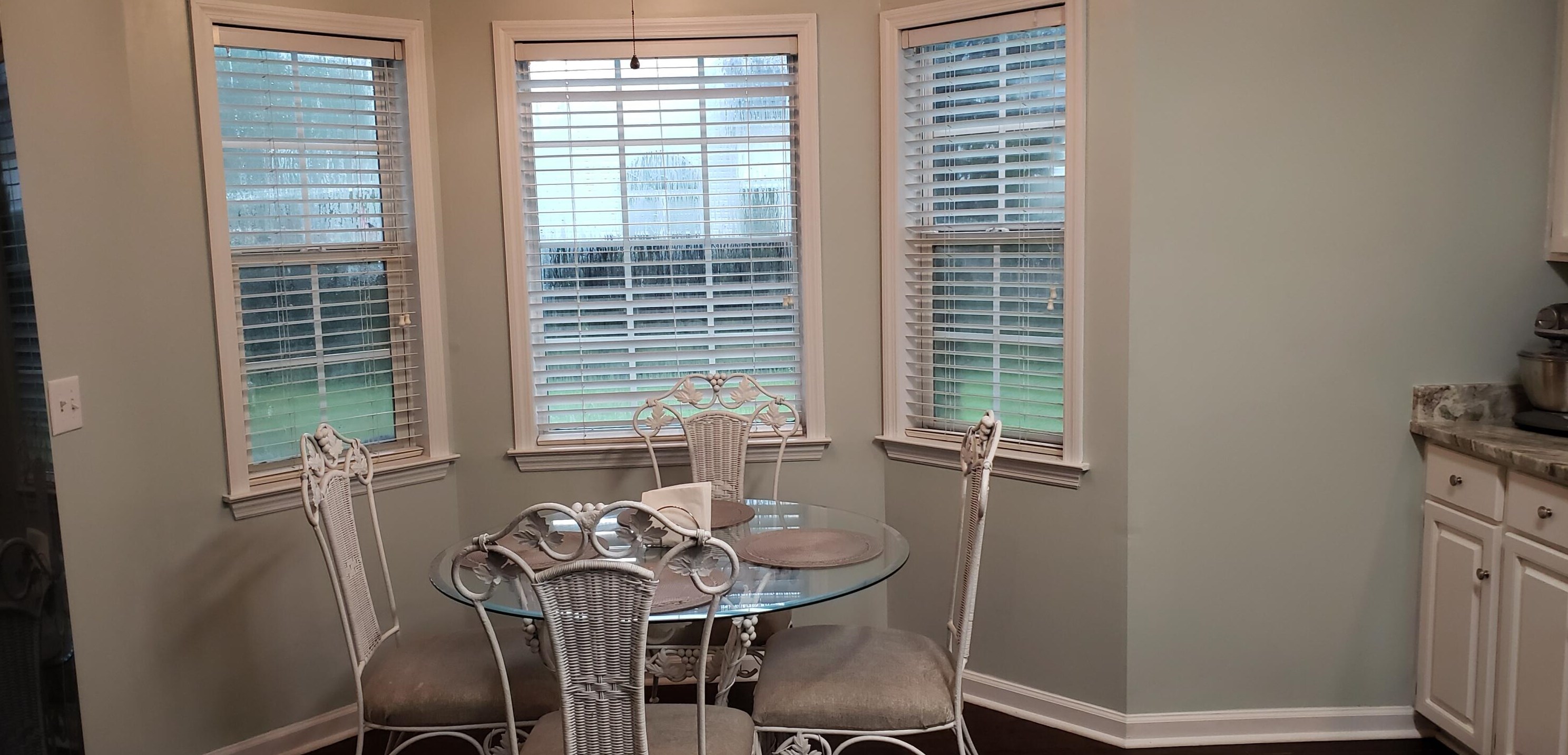 1600 Windsor Ln, Moncks Corner SC  29461-7154 exterior