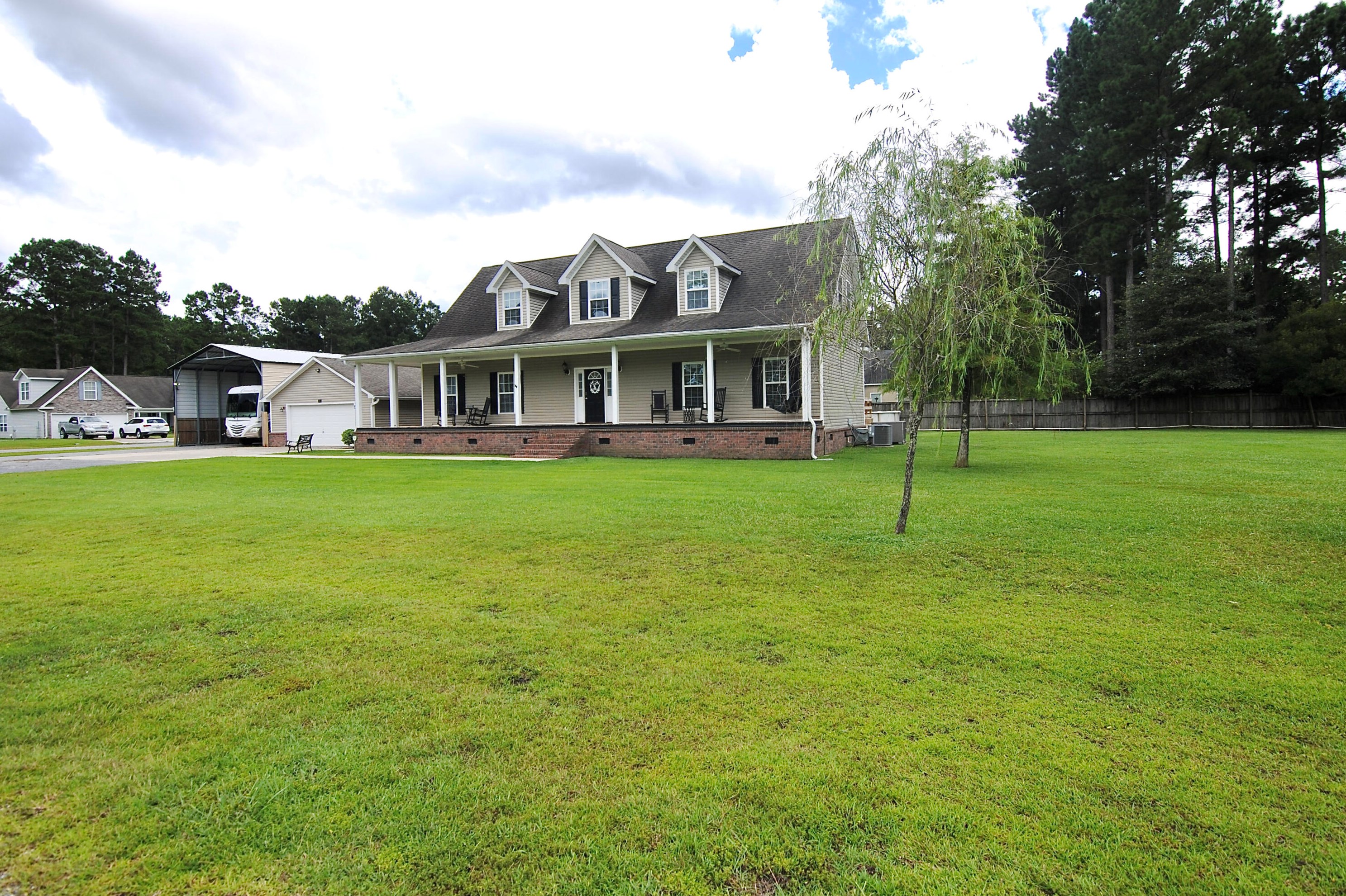 205 Shelby Shea Ln, Moncks Corner SC  29461-8837 exterior