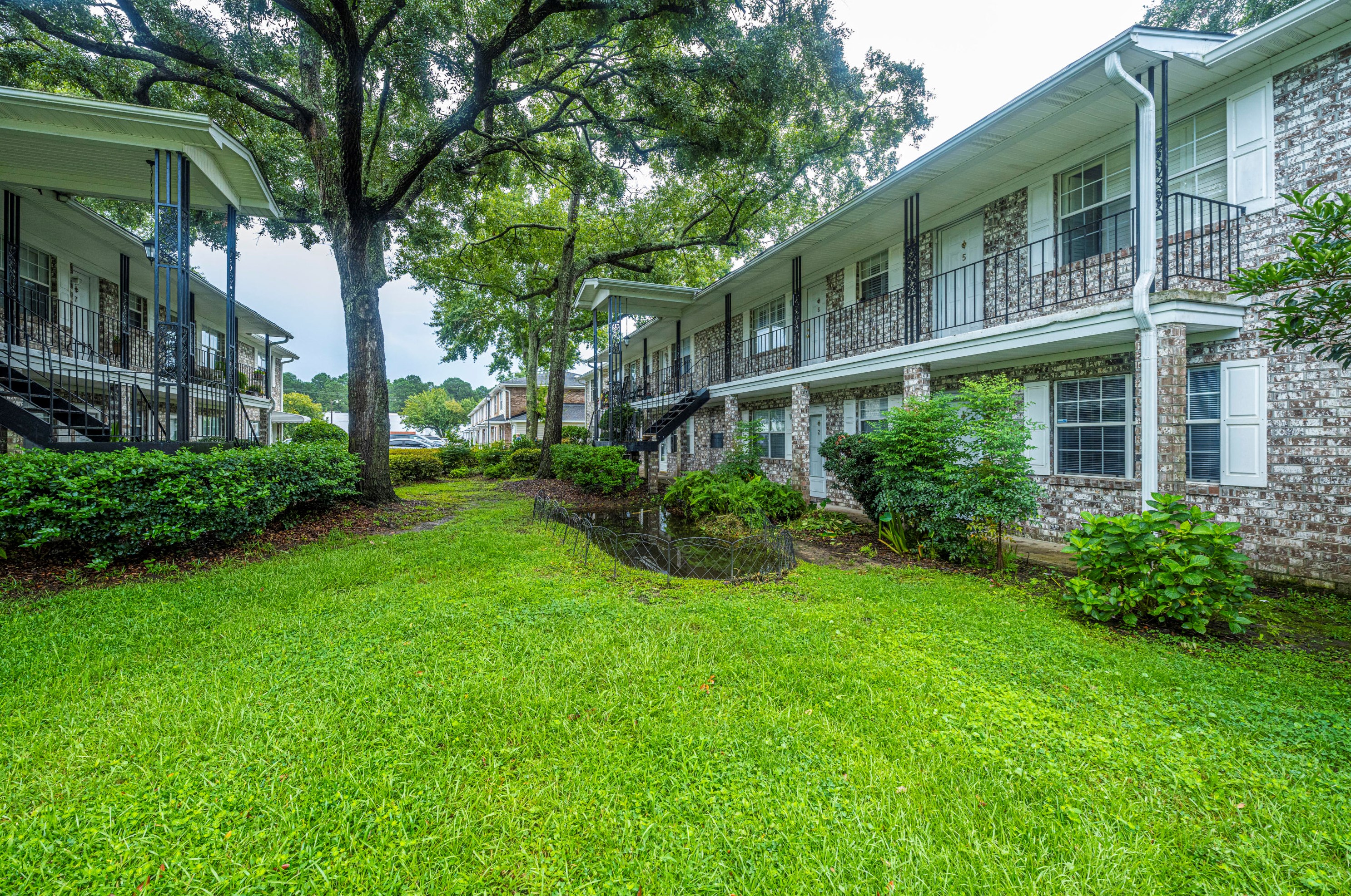 516 Arlington Dr, Charleston SC 29414-5010 exterior