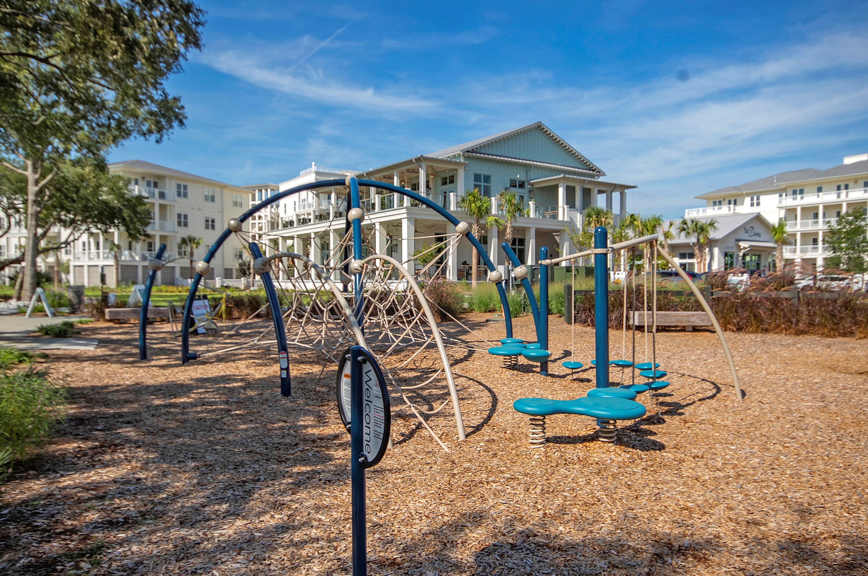 135 Pier View St, Charleston SC  29492-8453 exterior