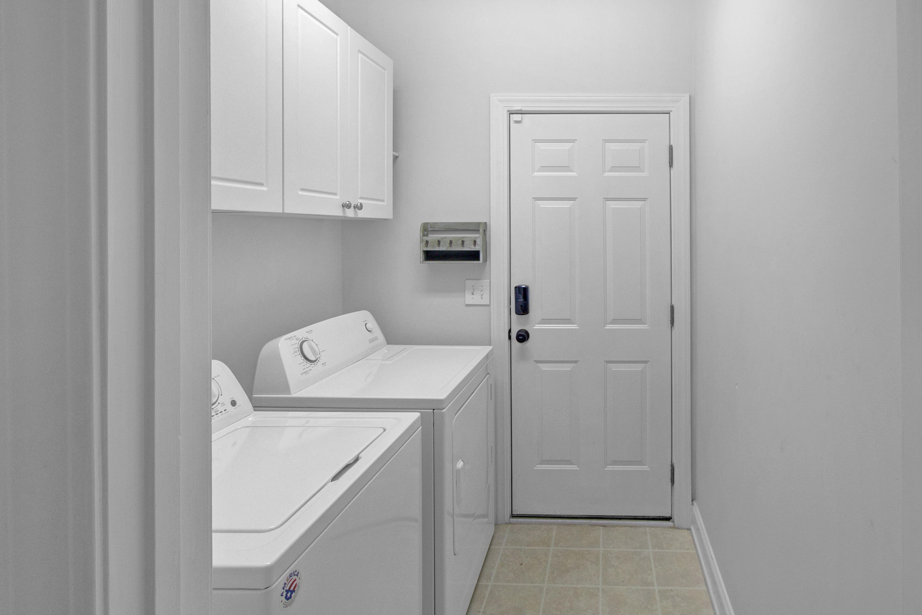 9237 Markleys Grove Blvd, Summerville SC  29485-8685 exterior