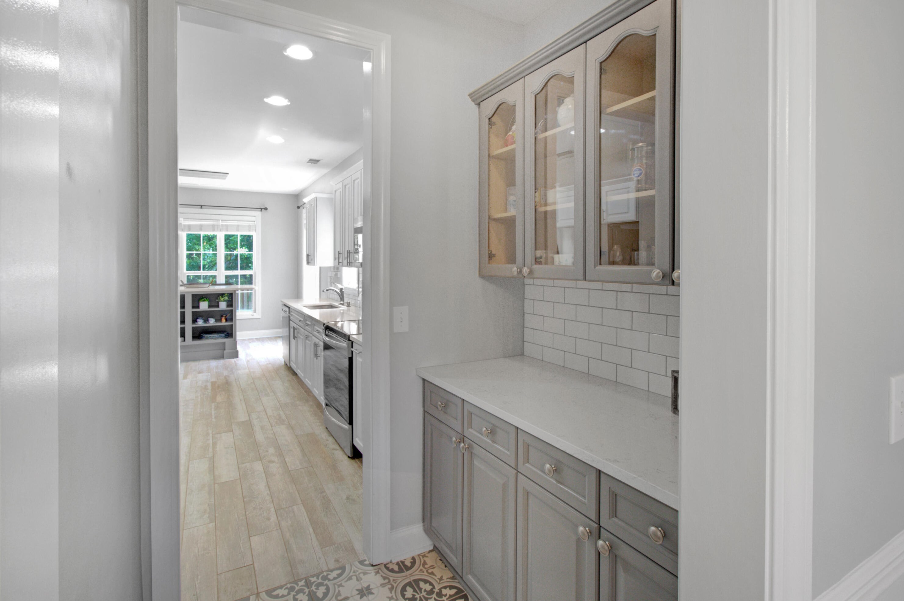 9237 Markleys Grove Blvd, Summerville SC  29485-8685 exterior