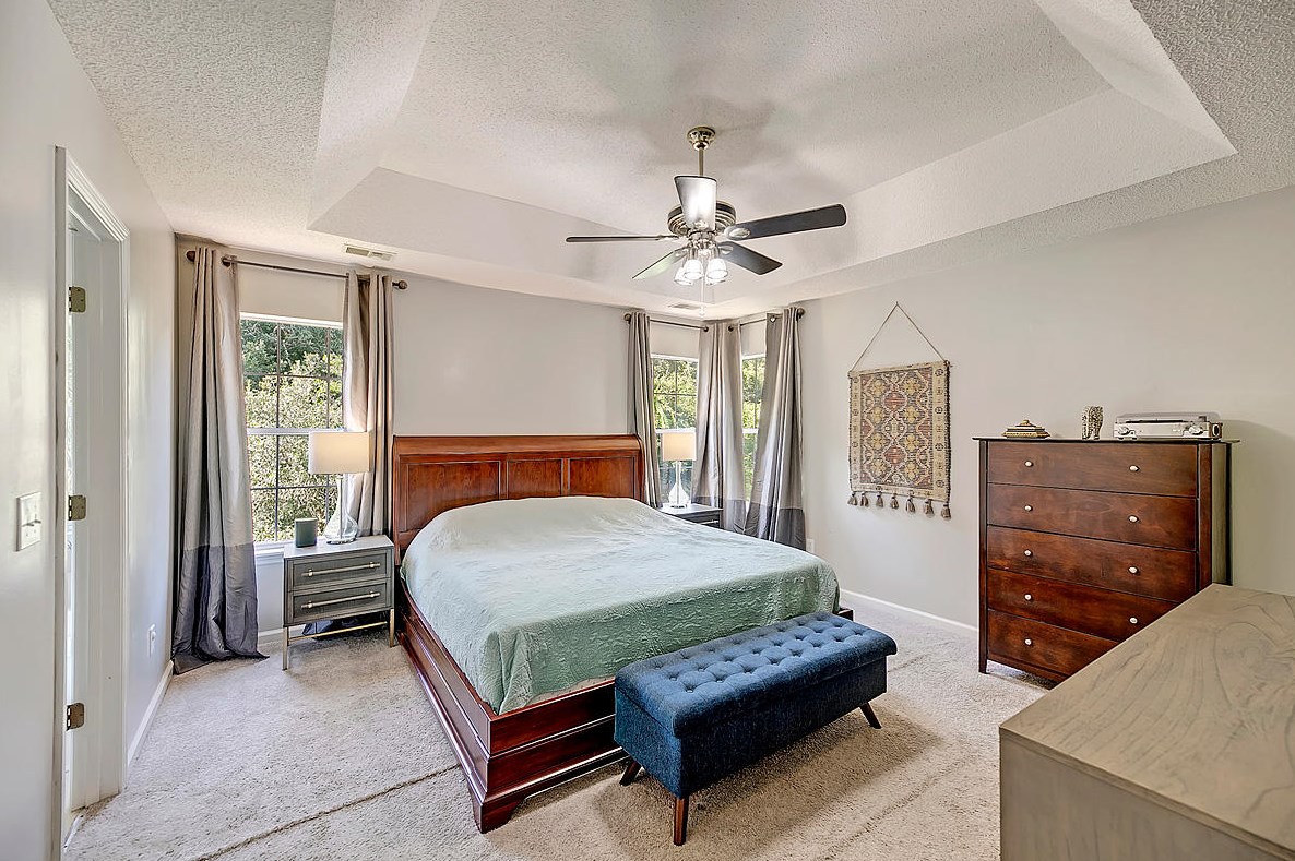 1719 Crystal Lk Dr, Charleston SC 29412-8279 exterior