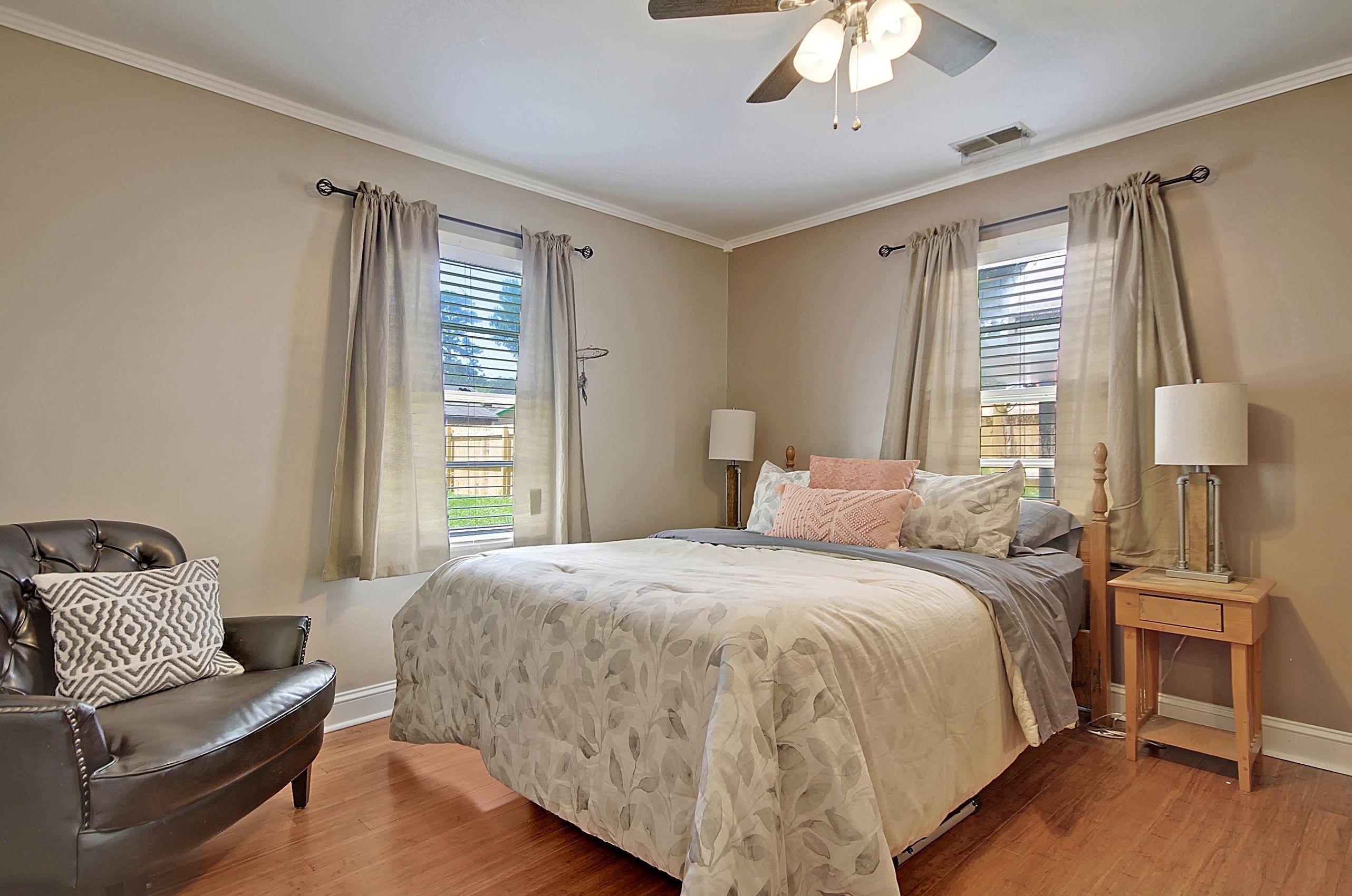 5819 Chaucer Dr, Charleston SC  29410-2723 exterior