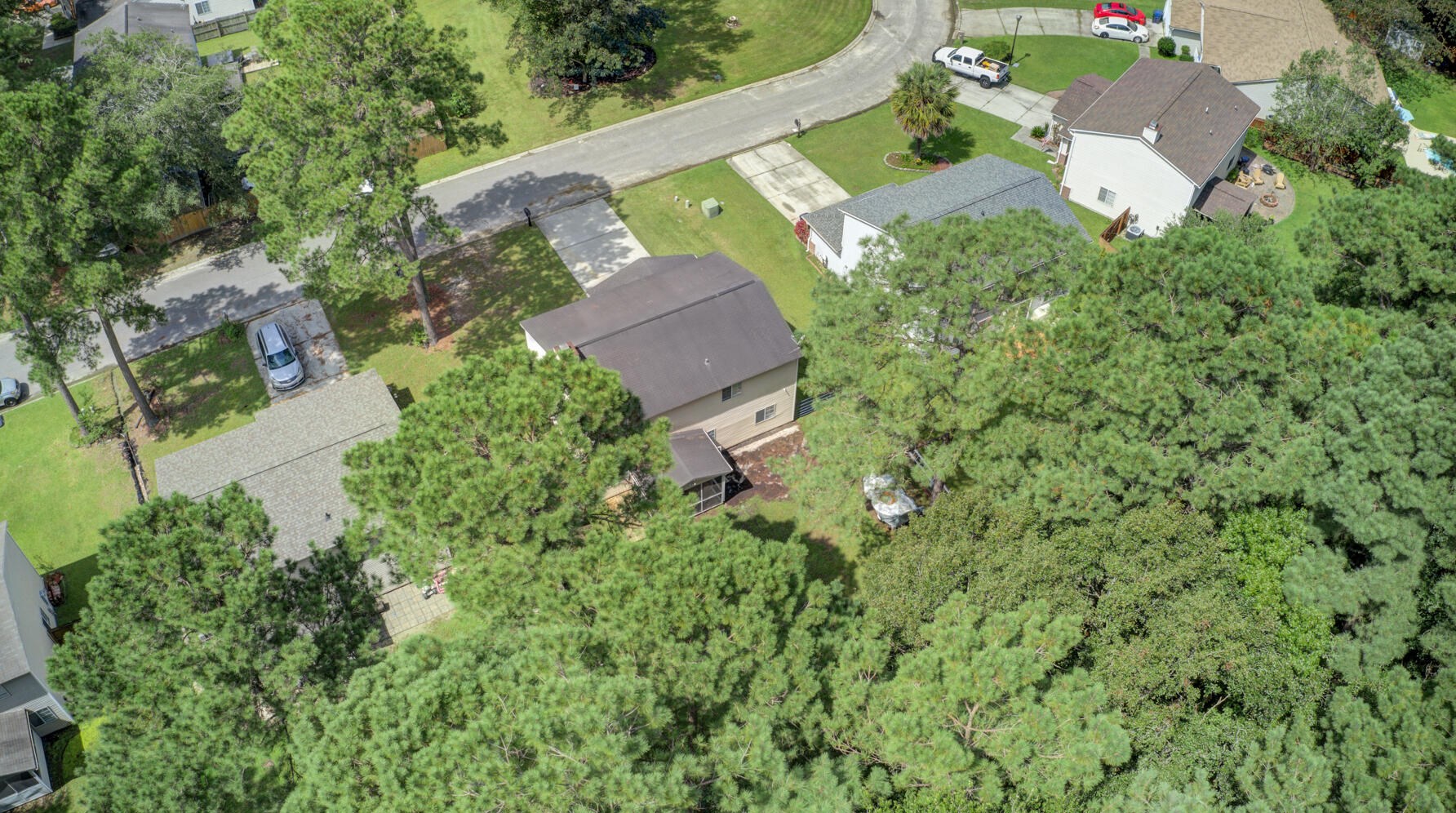 144 Apache Dr, Summerville SC  29483-9200 exterior
